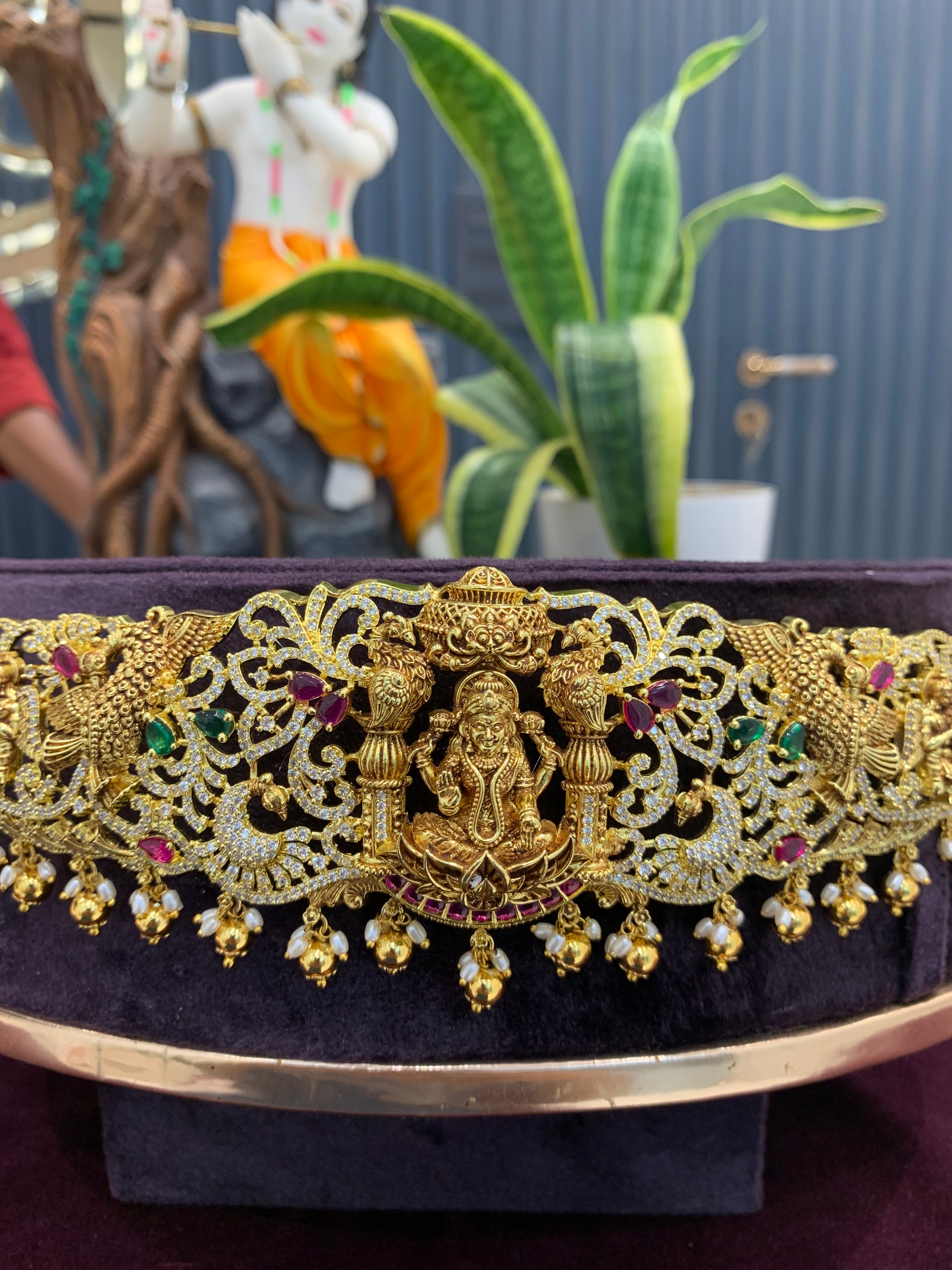 Beautiful nakshi vaddanam with goldbolls