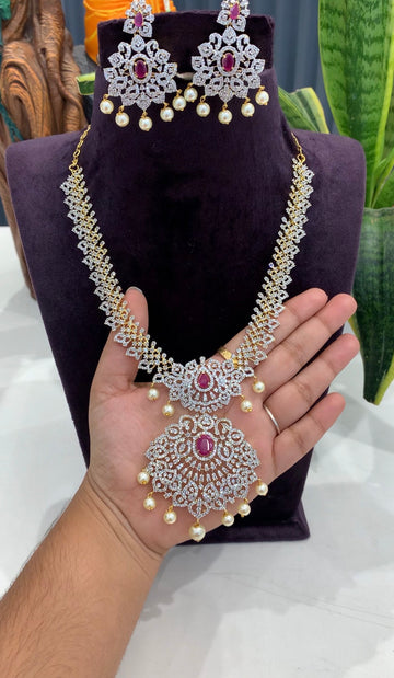 Beautiful GJ polish necklace