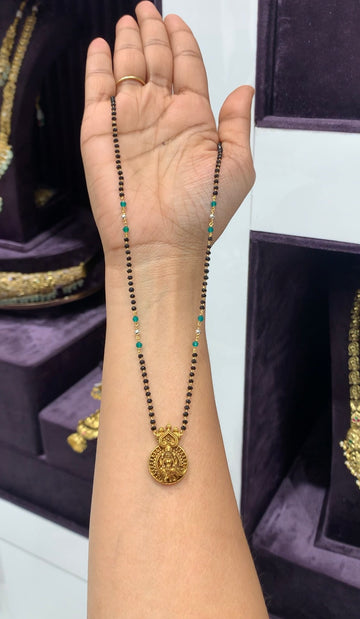 Beautiful kasu locket with Black beads