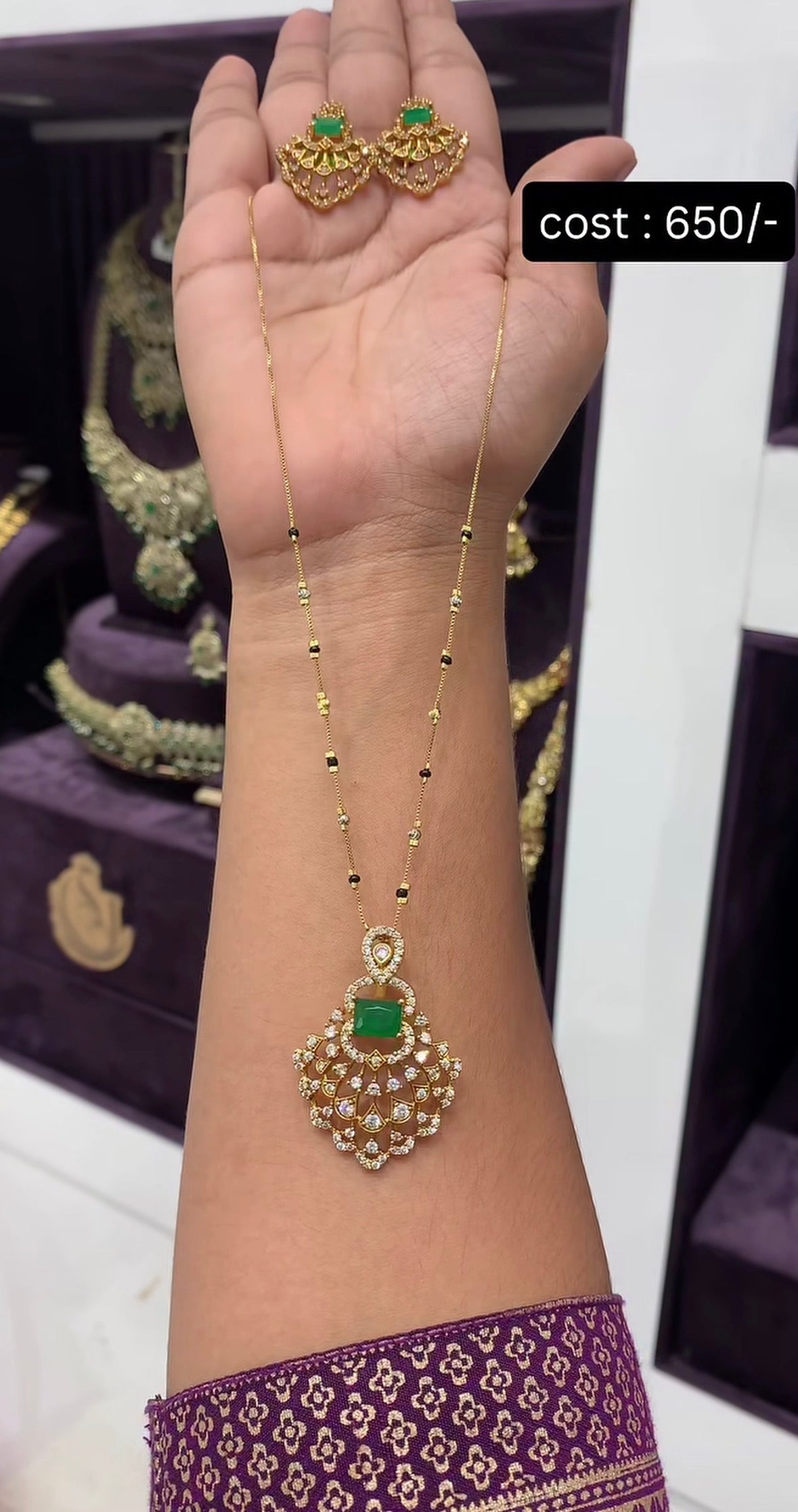 Beautiful Pendent set