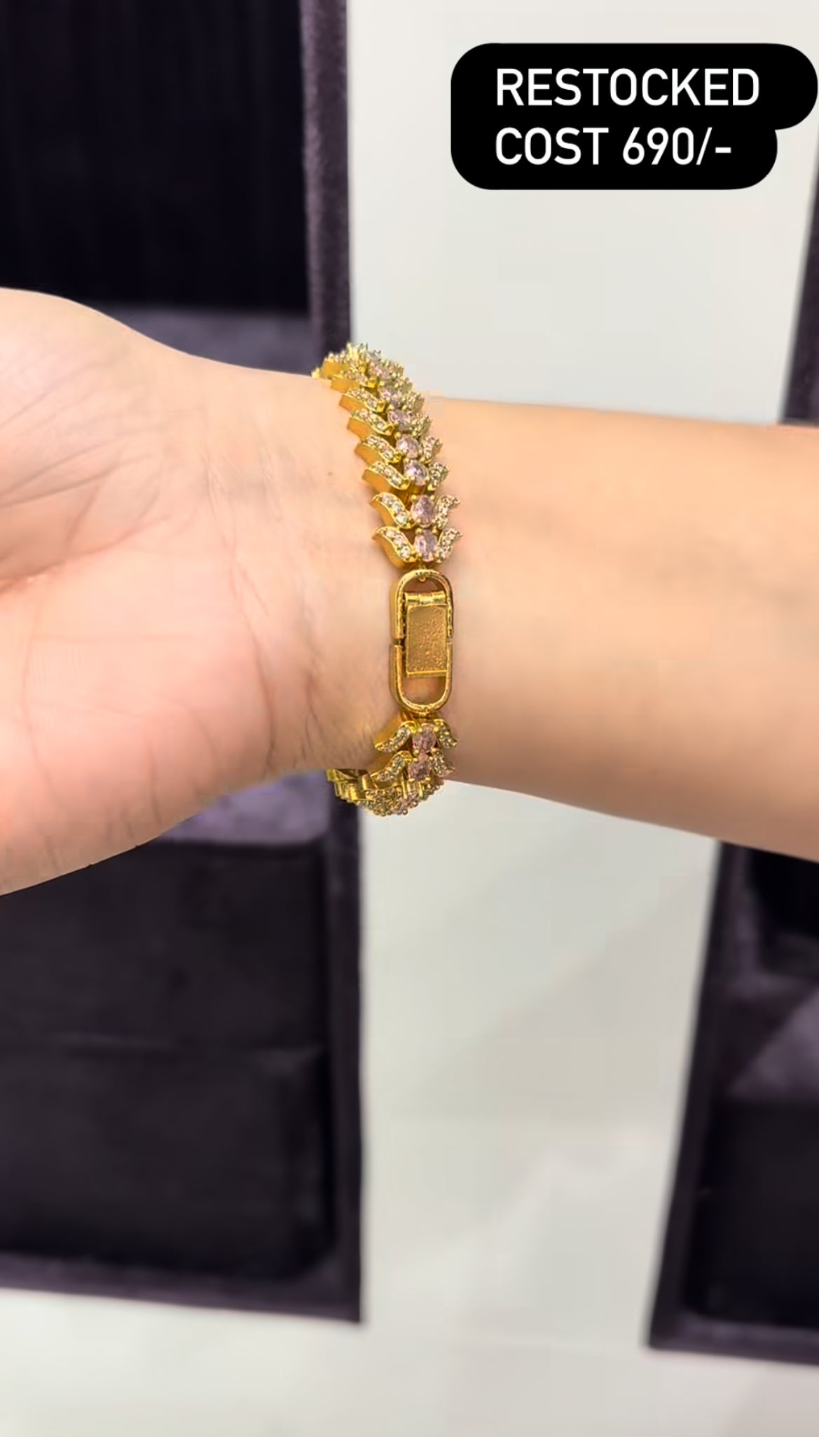 Beautiful single bracelet