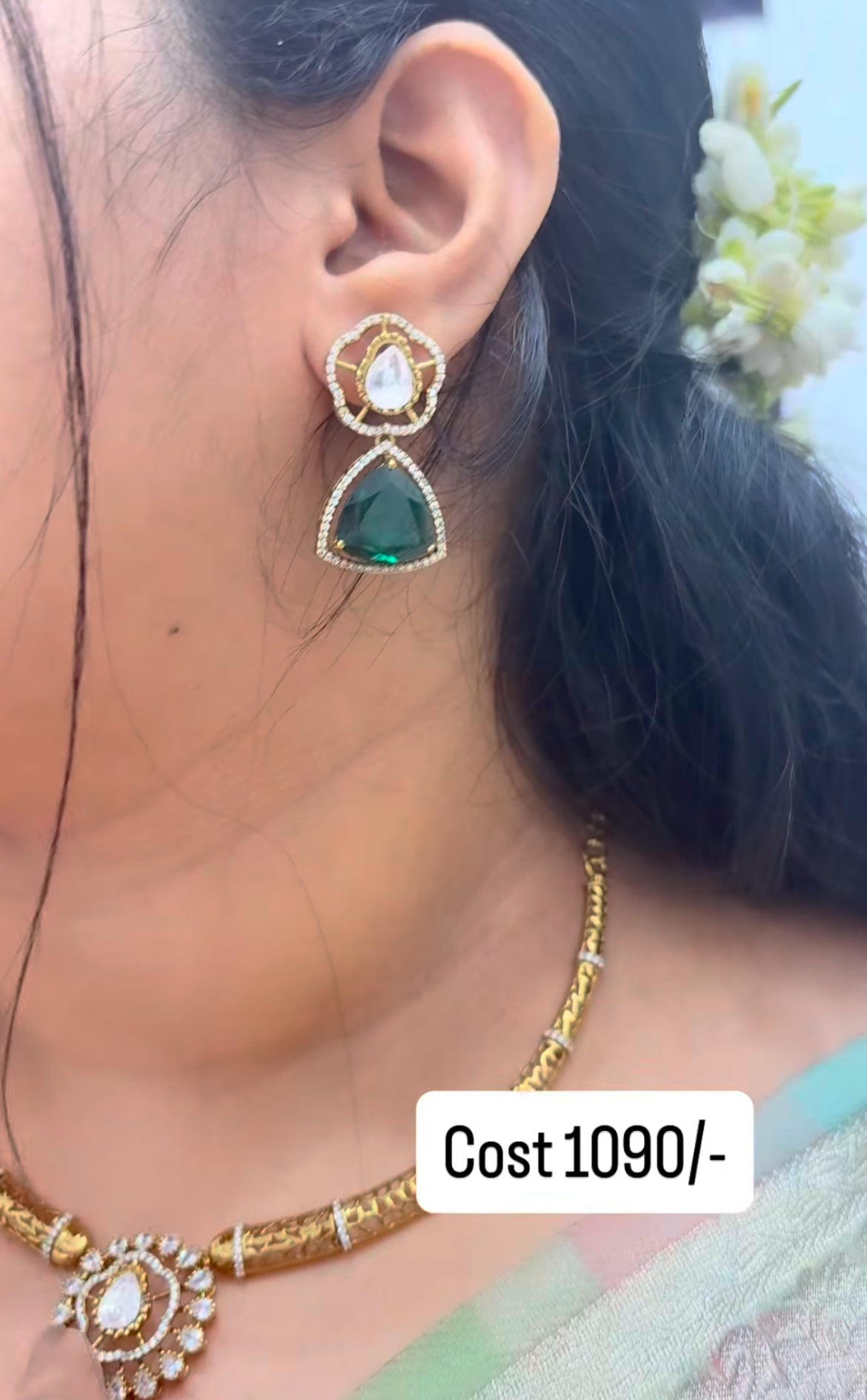Beautiful Kanti style necklace
