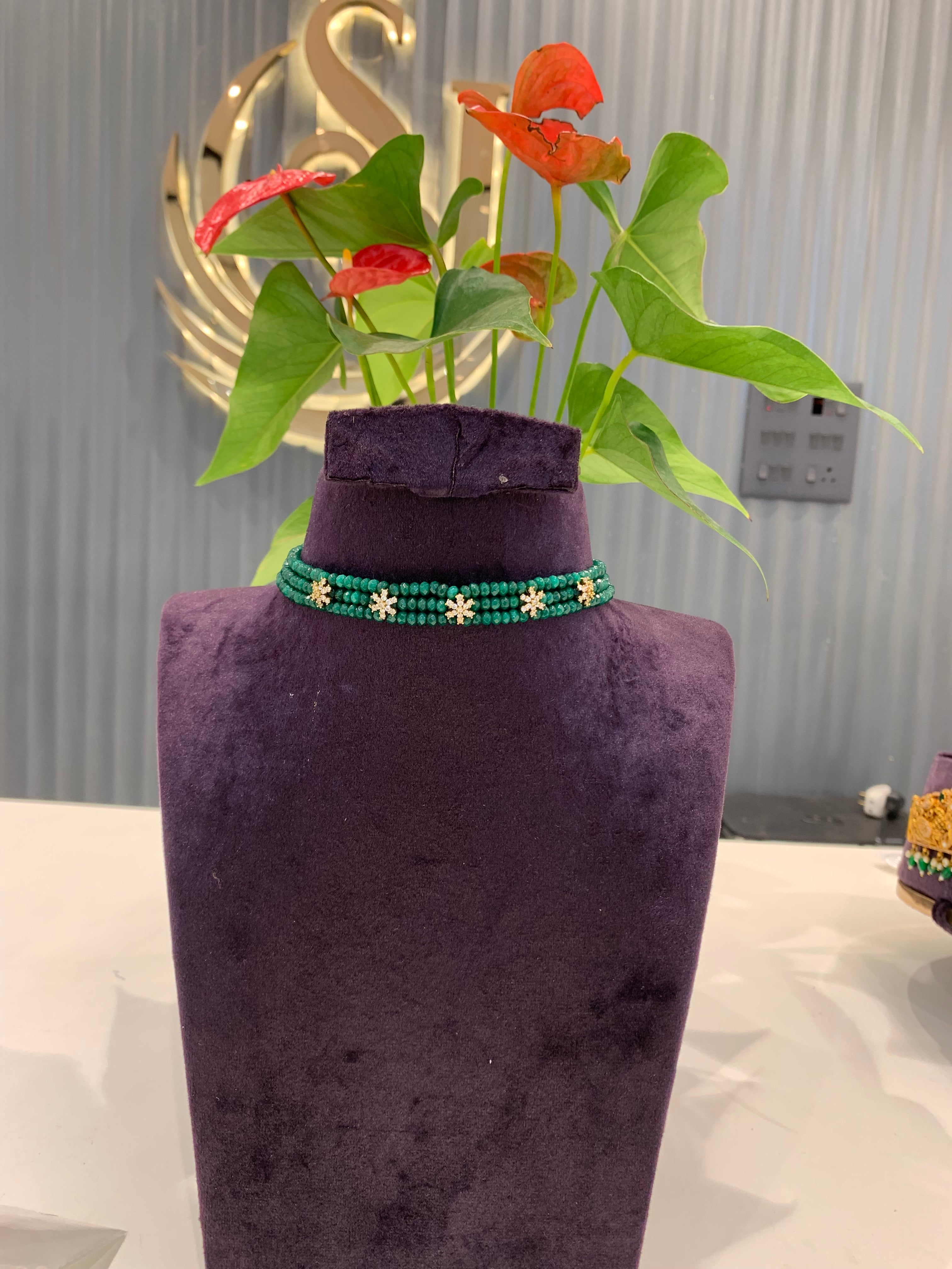 Beautiful chocker set