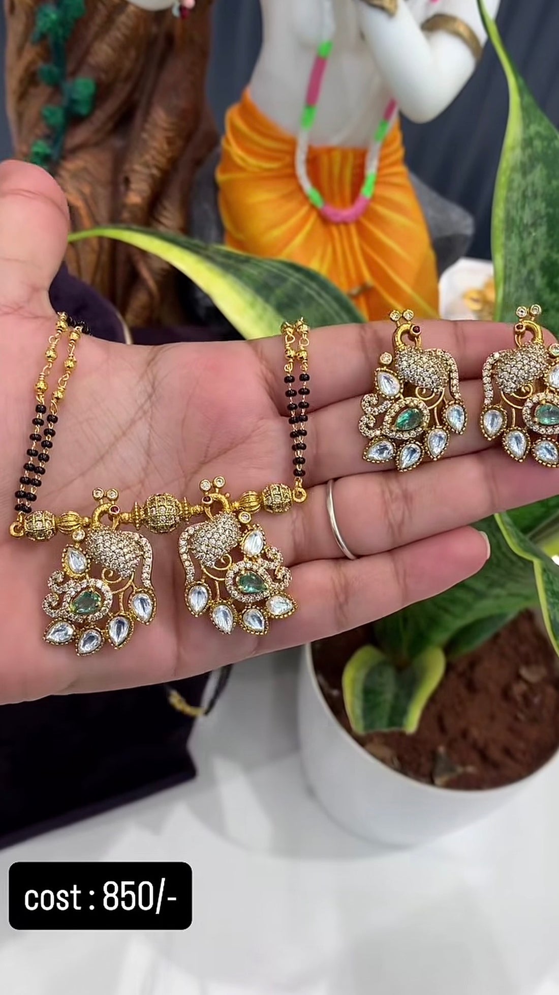 Beautiful 24 inchs blackbeads