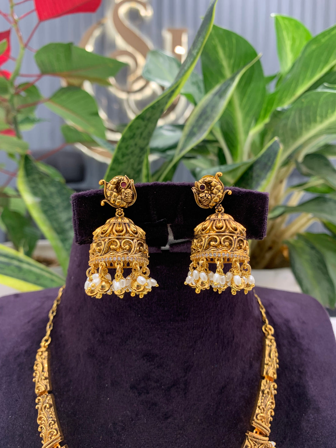 Beautiful kanti necklace