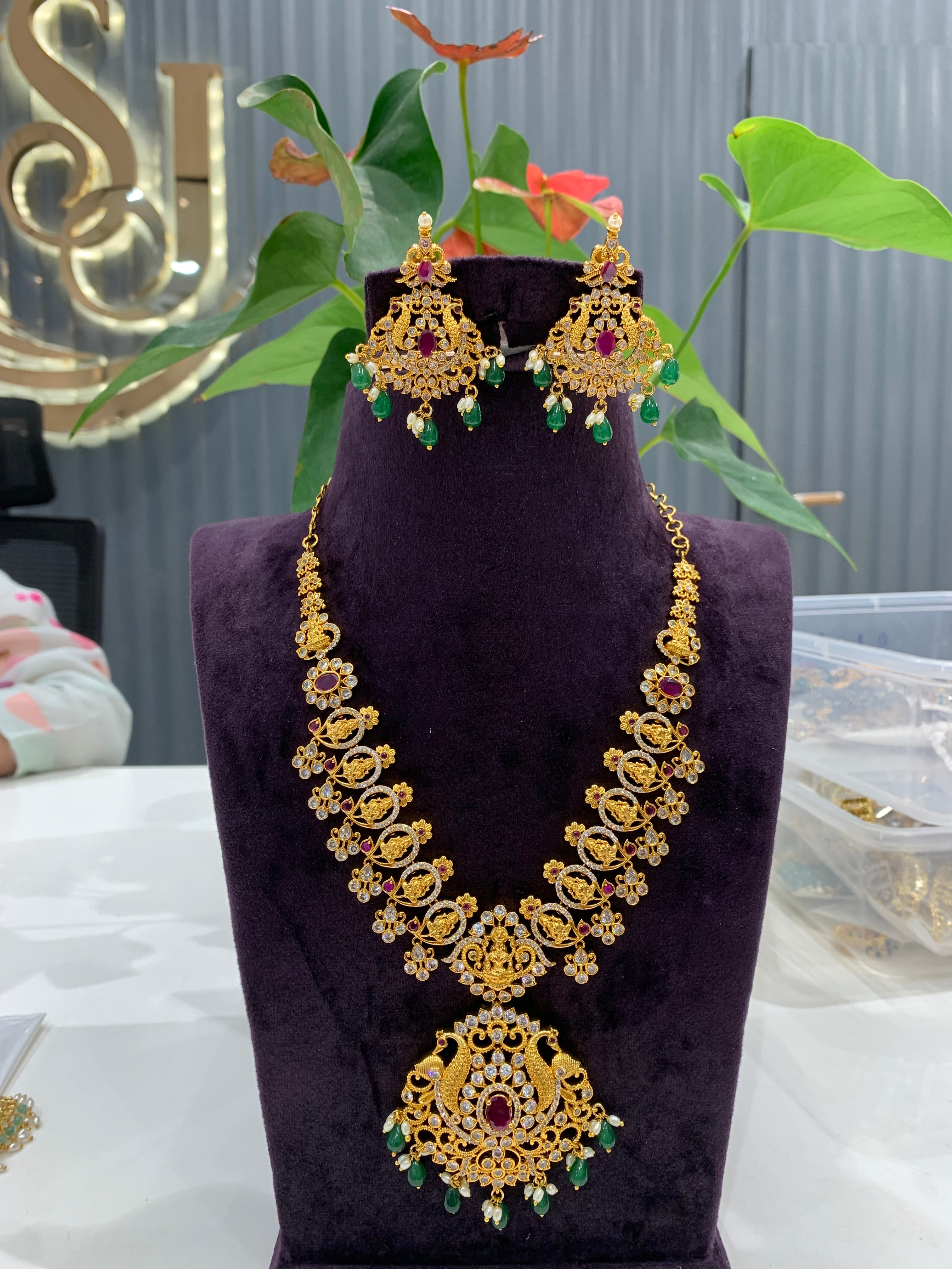 Beautiful nakshi necklace