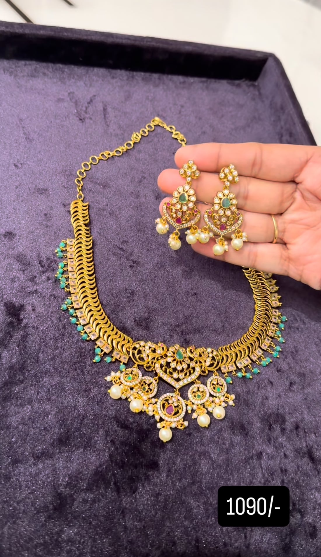 Beautiful jilebi necklace