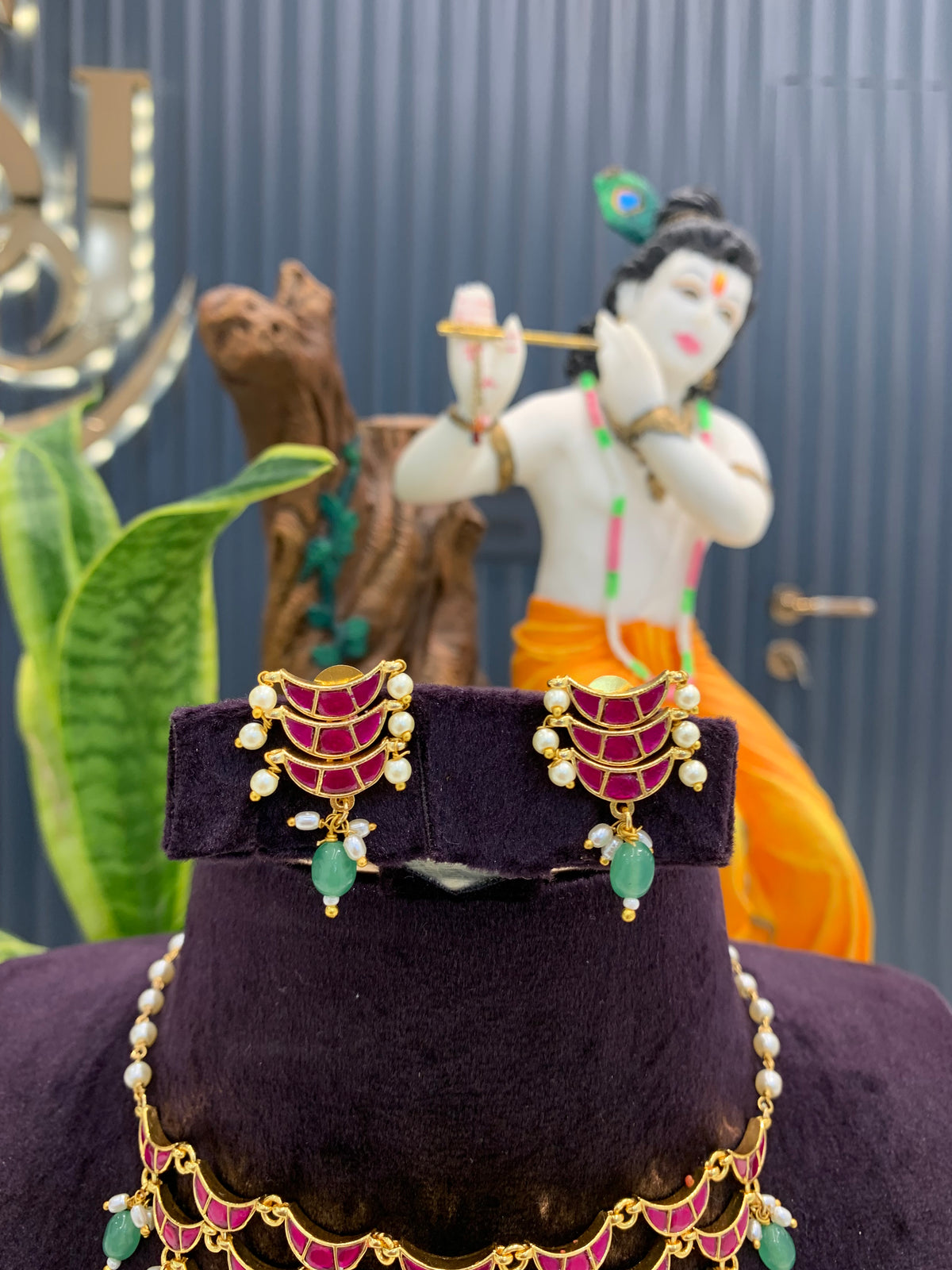 Beautiful customised jadav chocker set