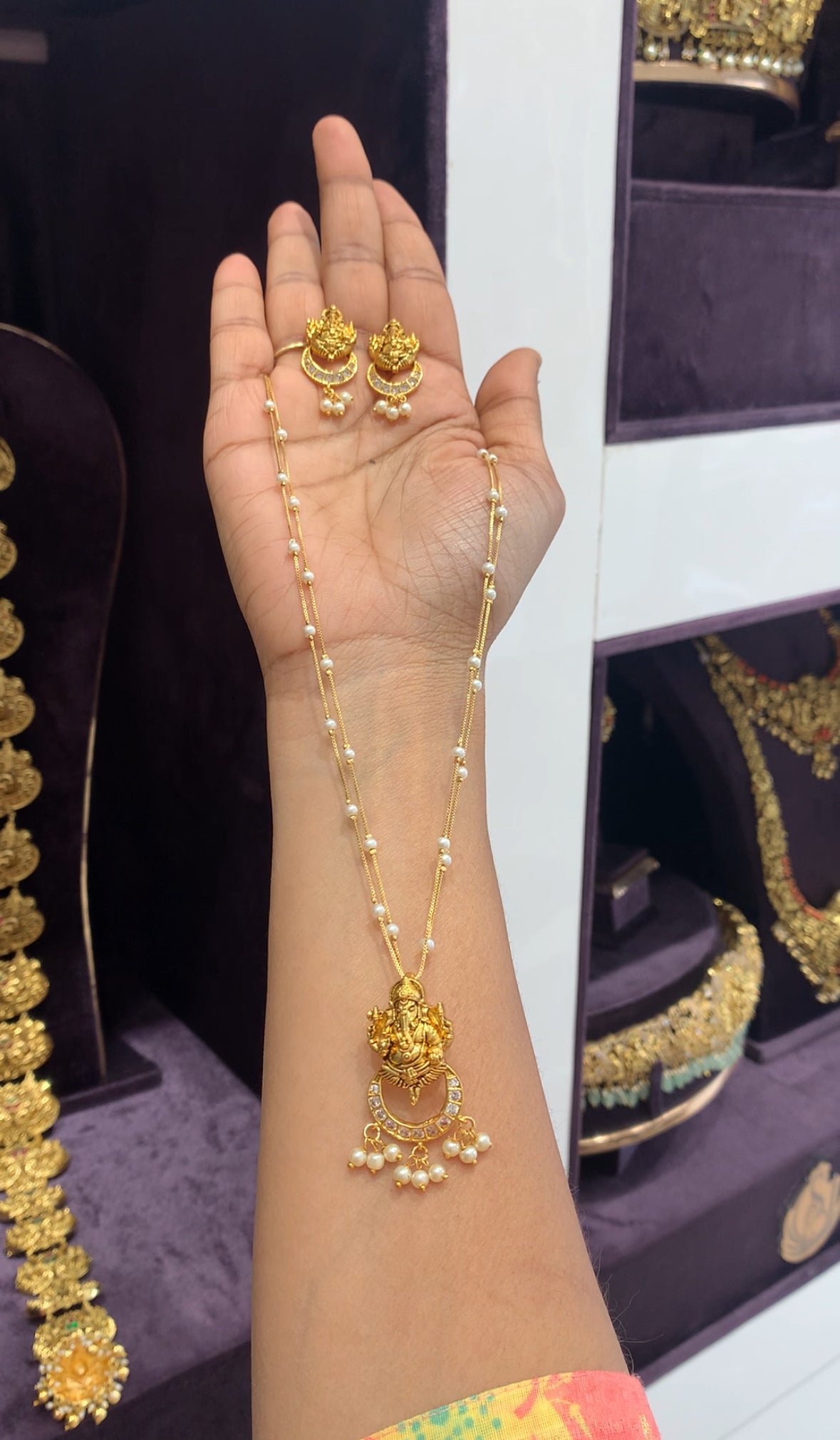 Beautiful fancy chain with traditional ganesh pendant set