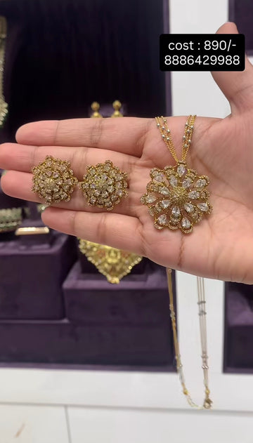 Beautiful Pendent sets