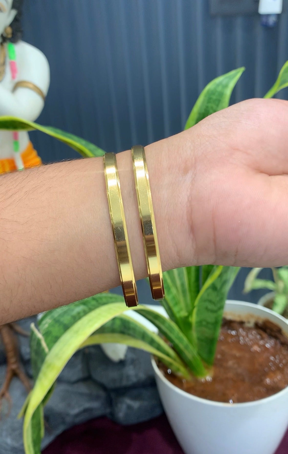 Beautiful gold replica bangles set of 2