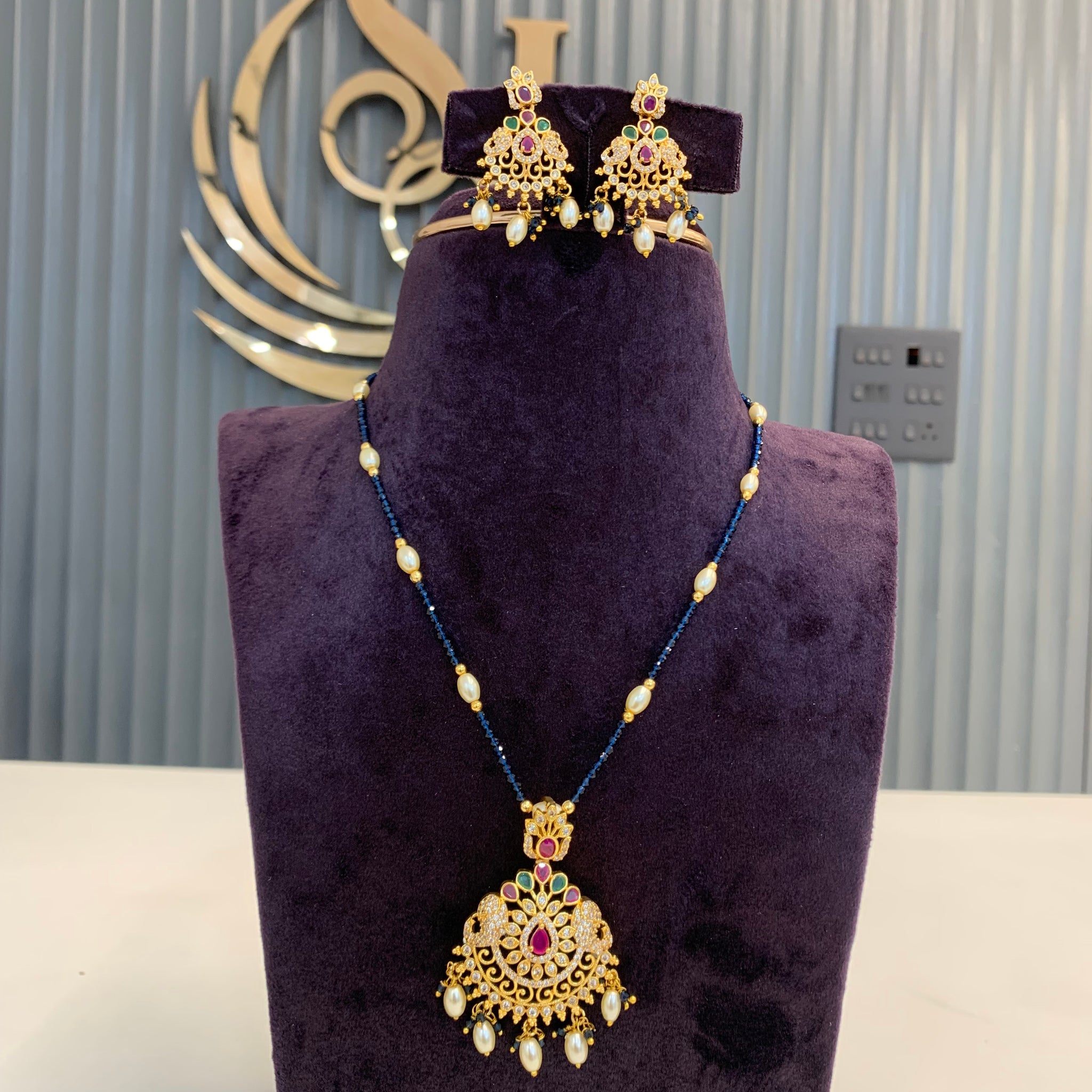 Beautiful beads set