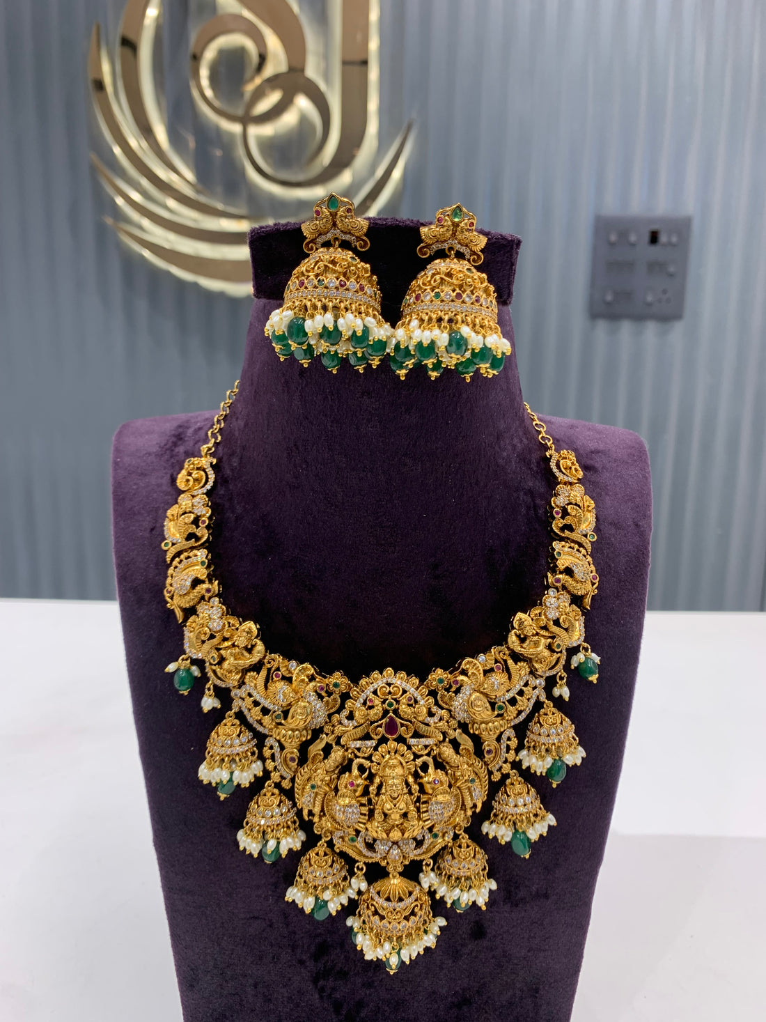 Beautiful Nakshi short necklace
