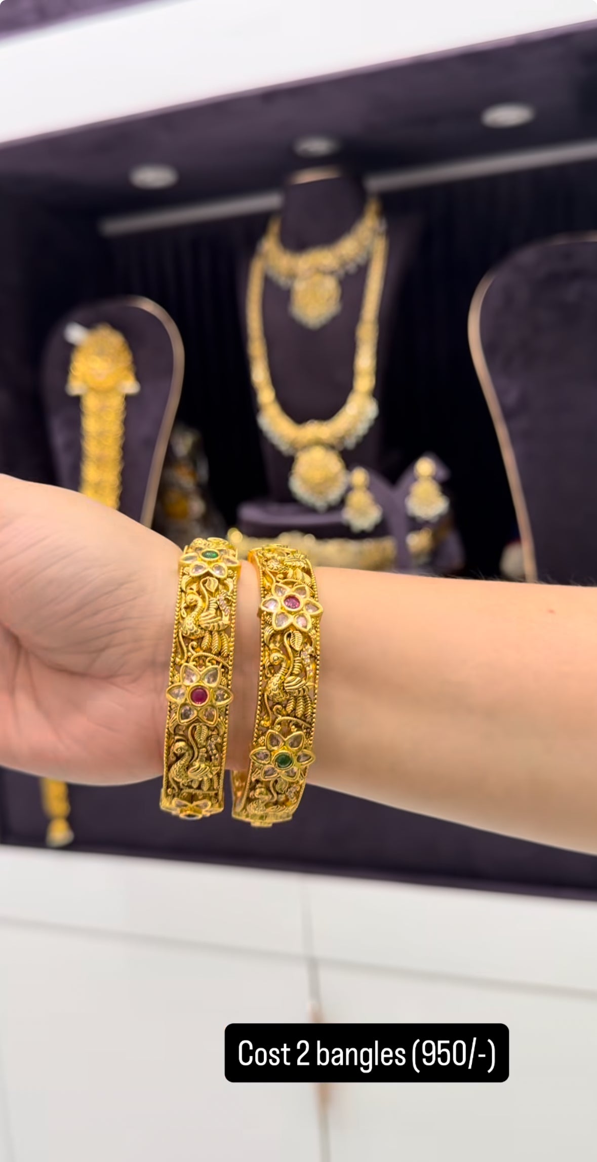 Beautiful Nakshi bangles without God idols