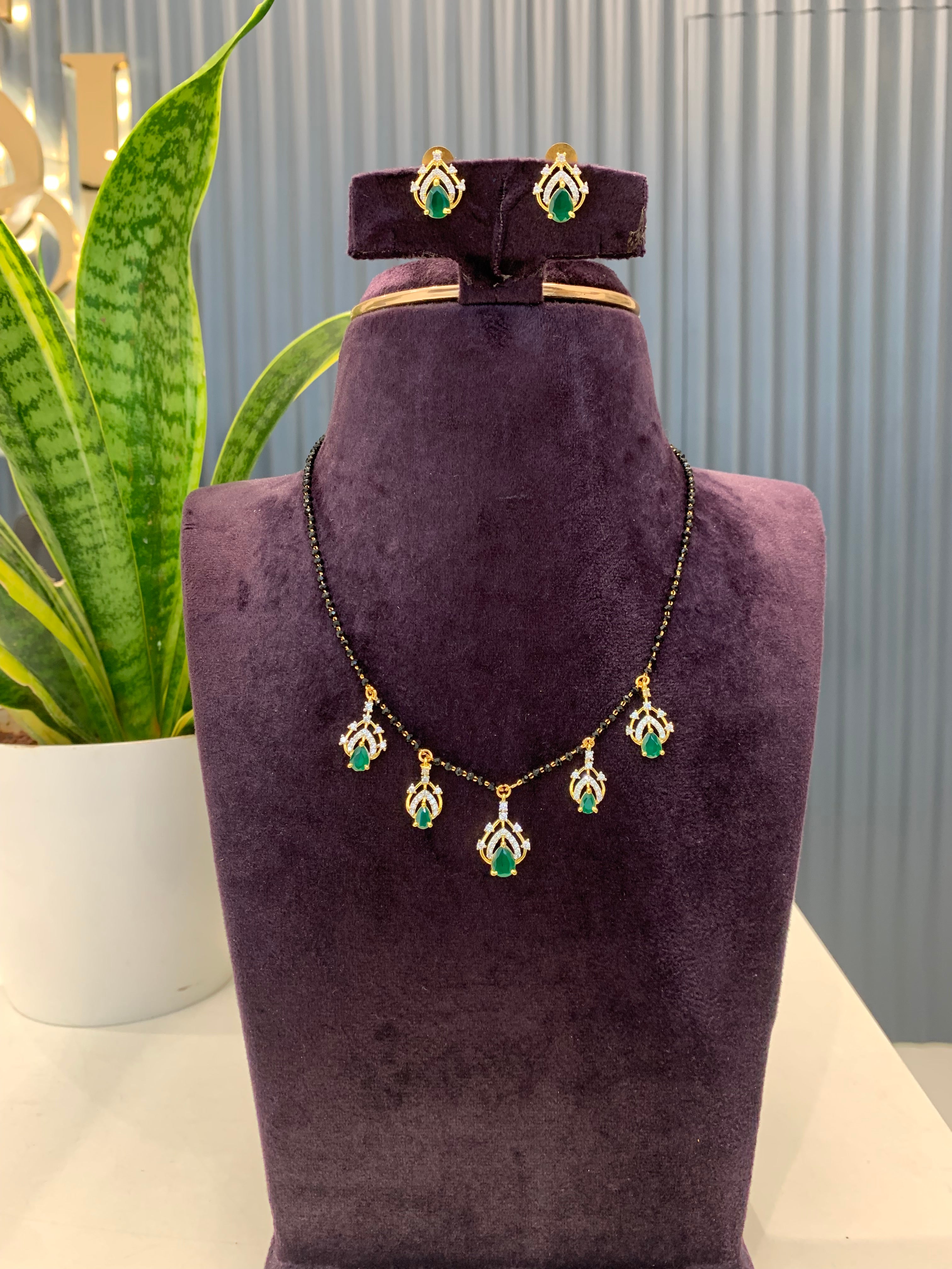 Beautiful GJ drops  Black beads with Earstuds