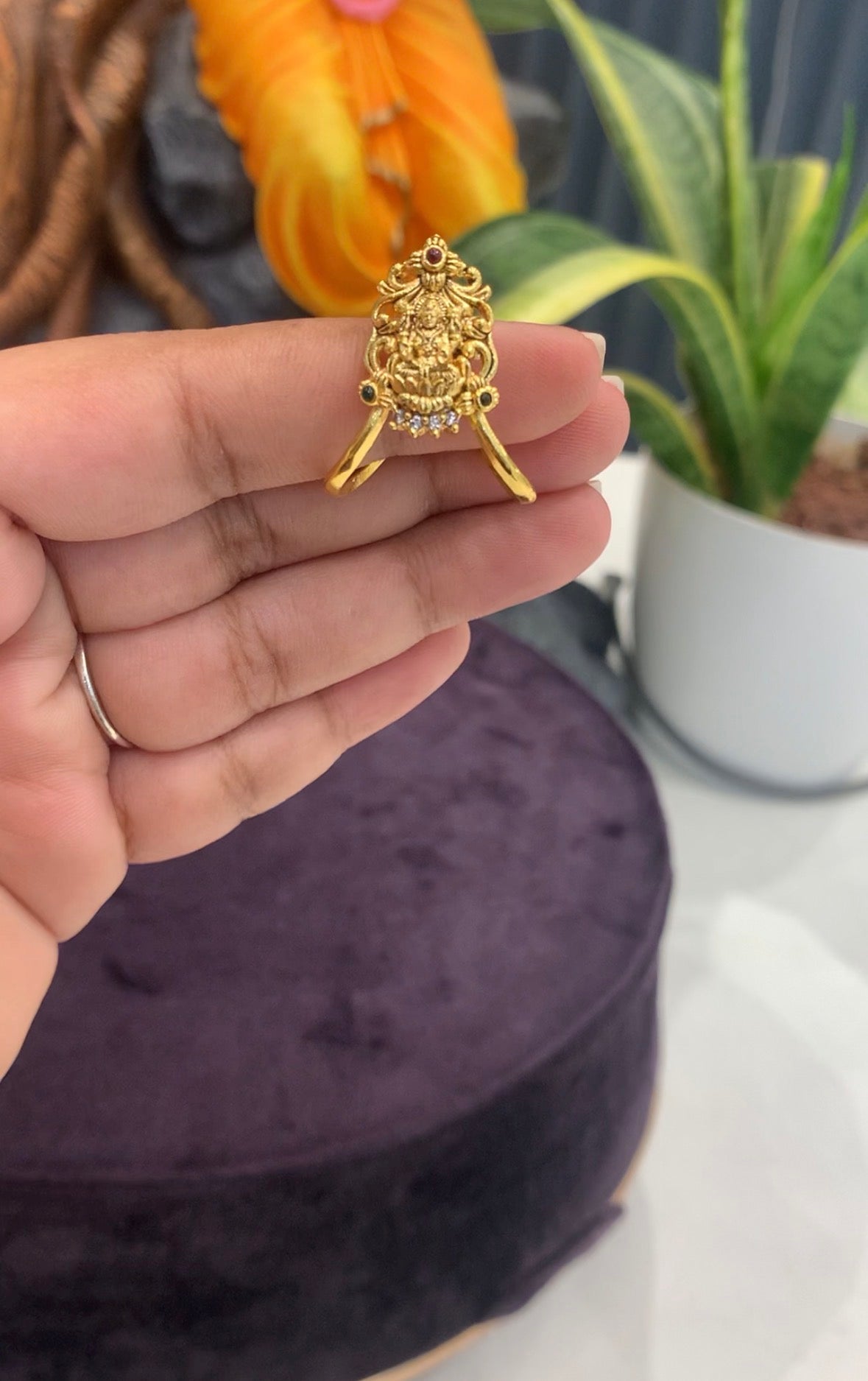 Beautiful free size vanki hand ring