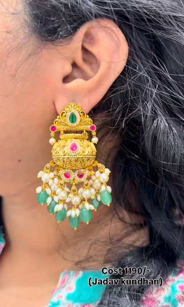Beautiful Jadav kundhan Pot Style Jumkies