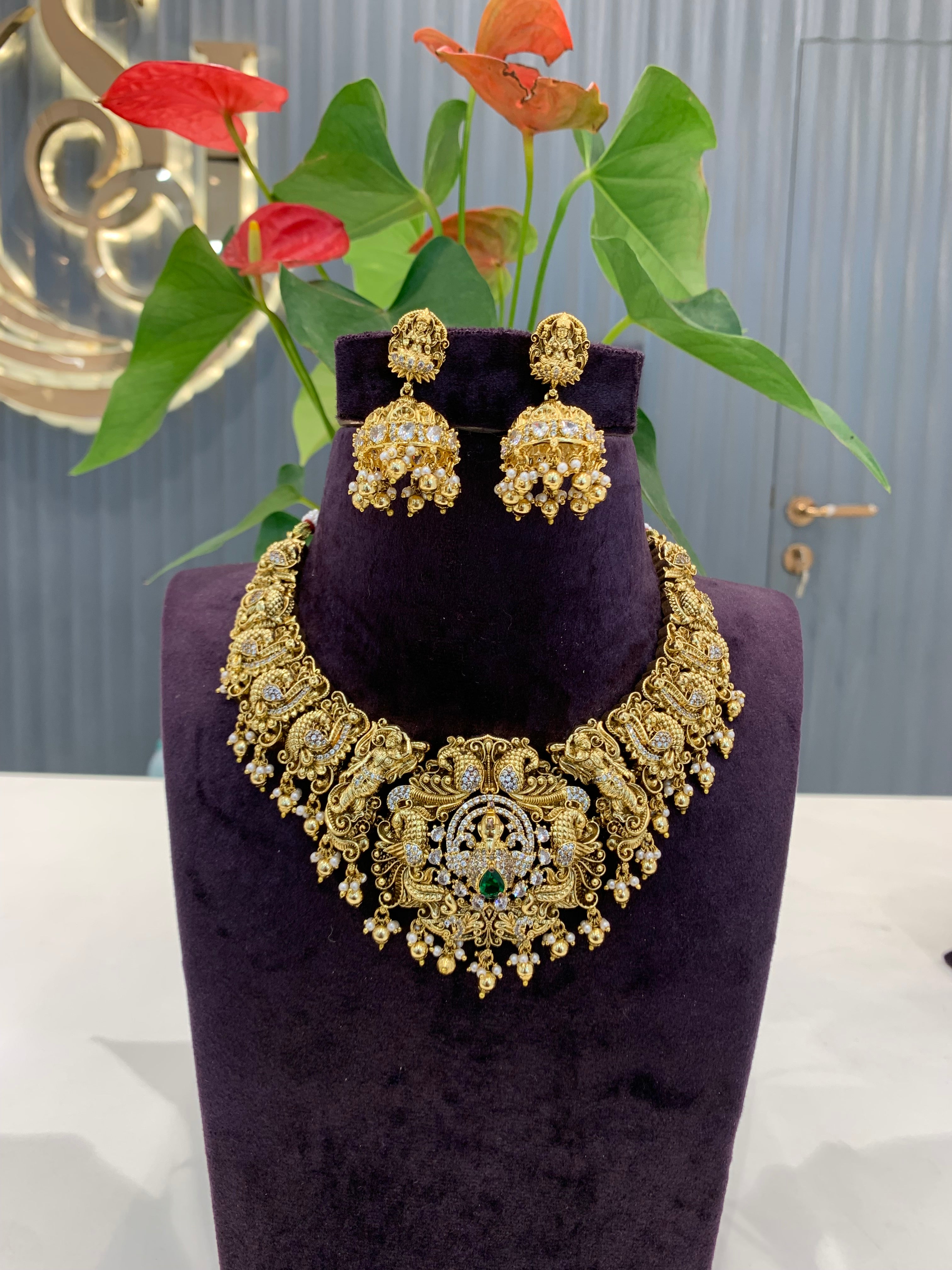 Beautiful 3D neckset