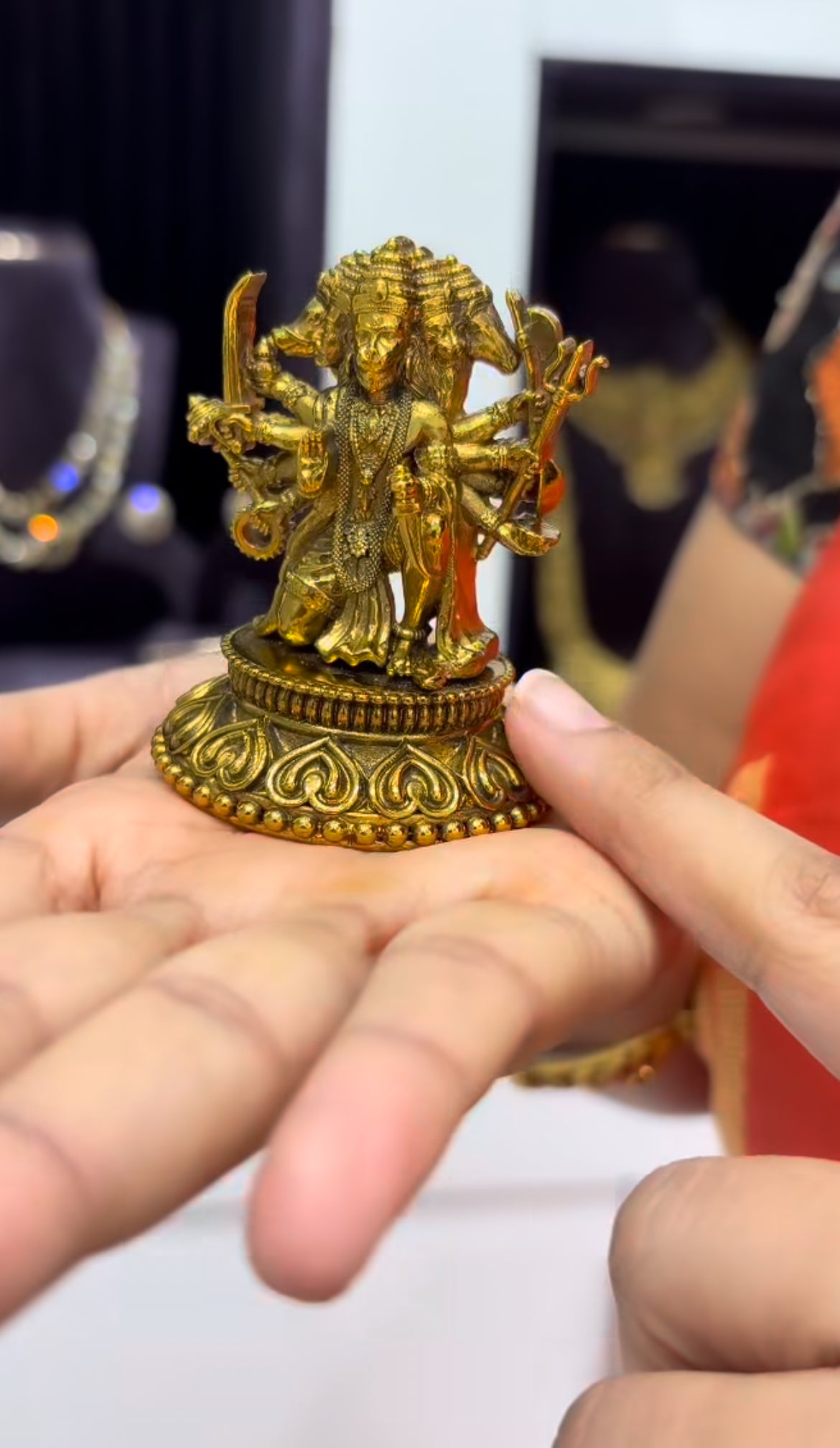 Panchamukah hamuman statue (approx 2-3 inch’s height)