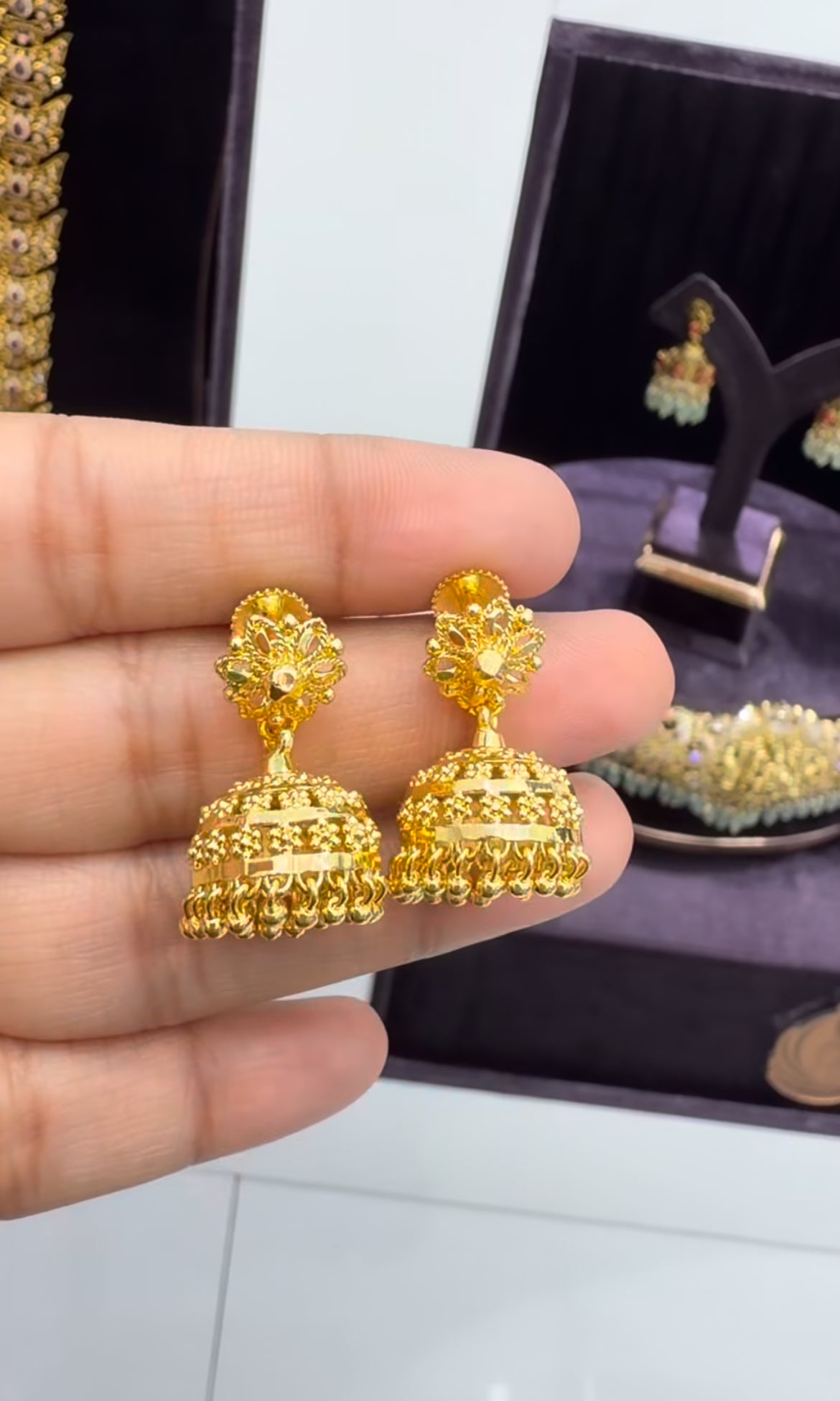 Beautiful gold cute jumkies