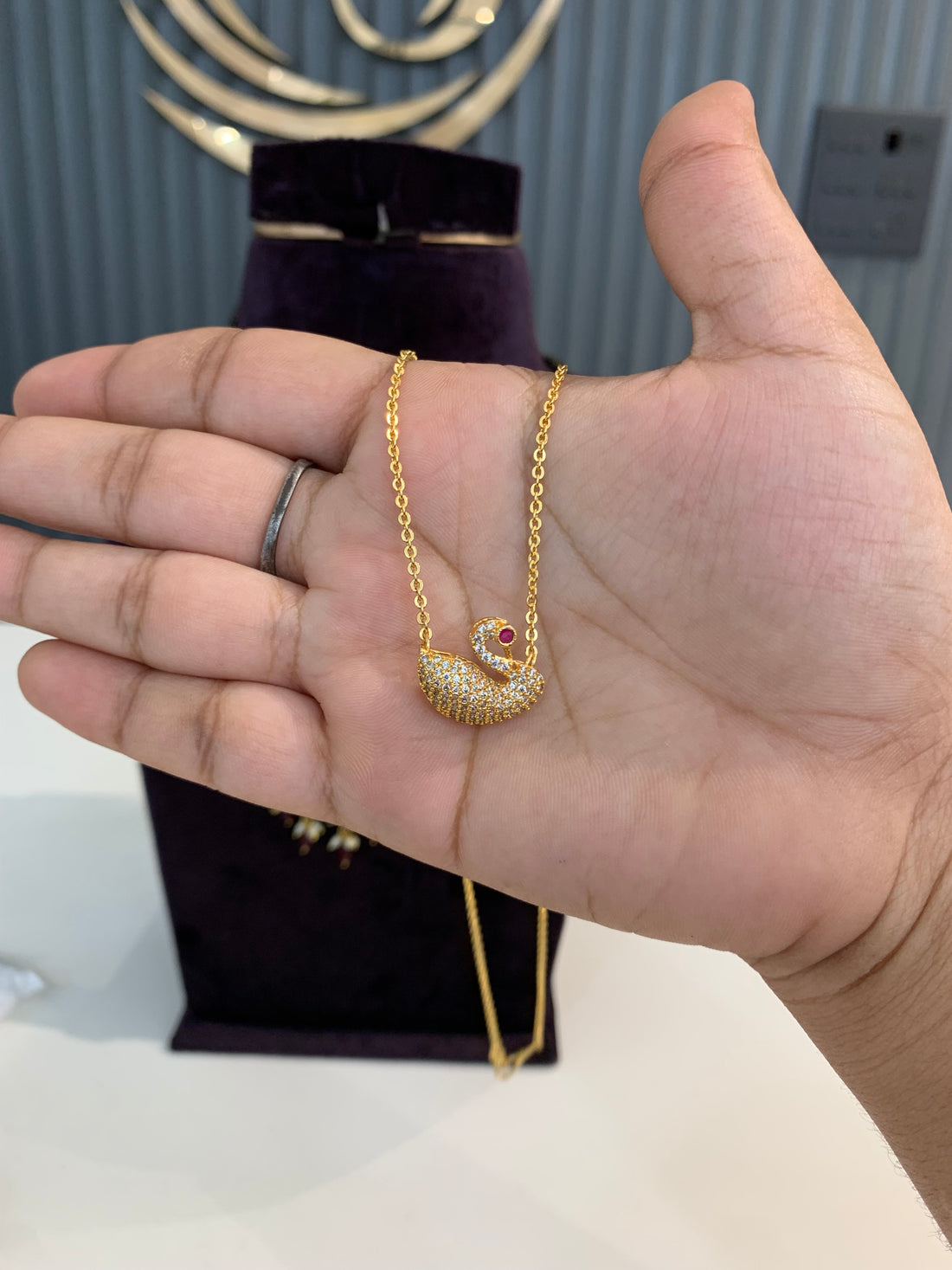 Beautiful duck chain with premium chain