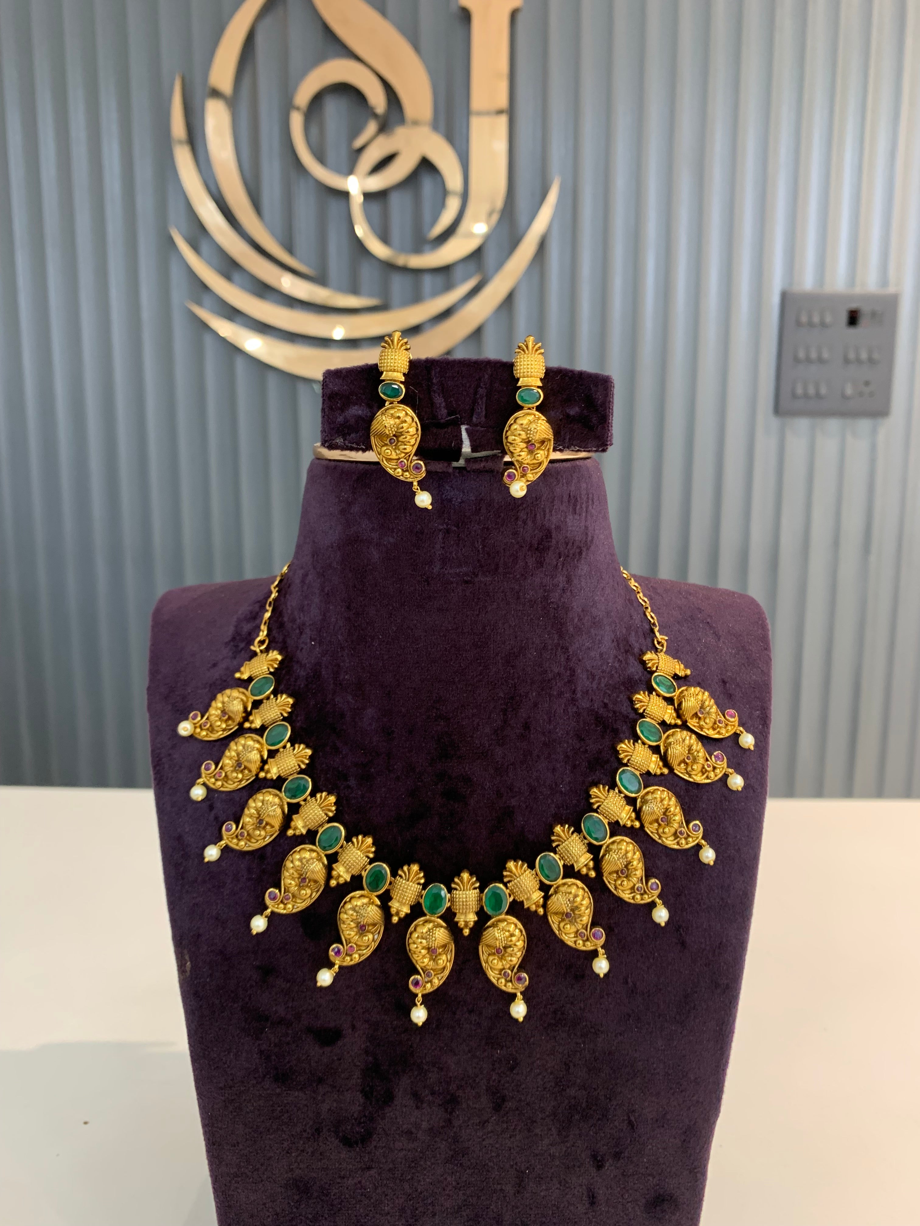Beautiful nakshi necklace