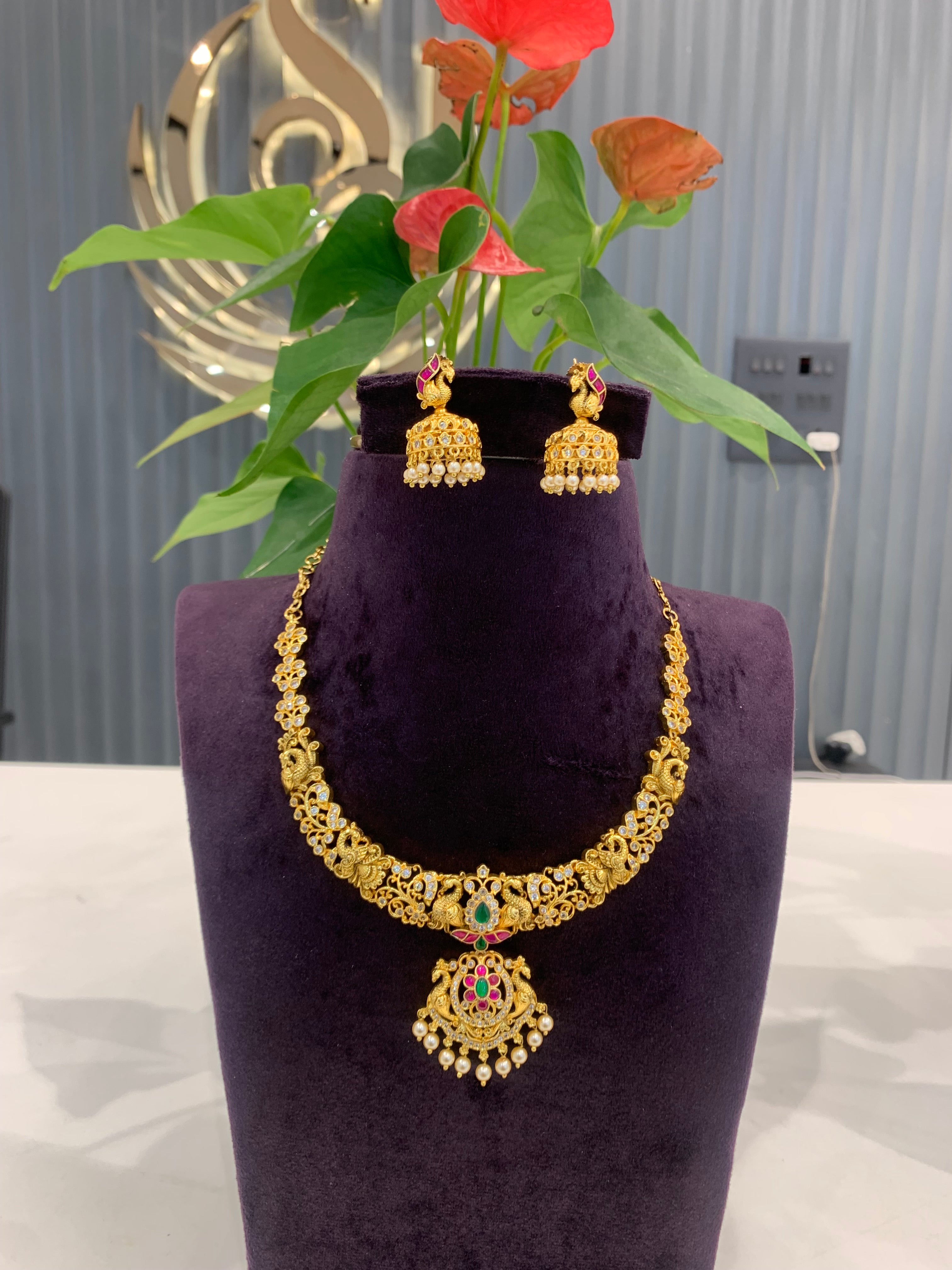 Beautiful jadav stone necklace