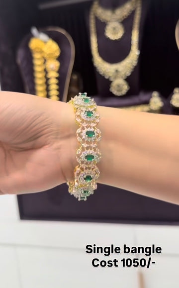 Beautiful GJ single openable bangle