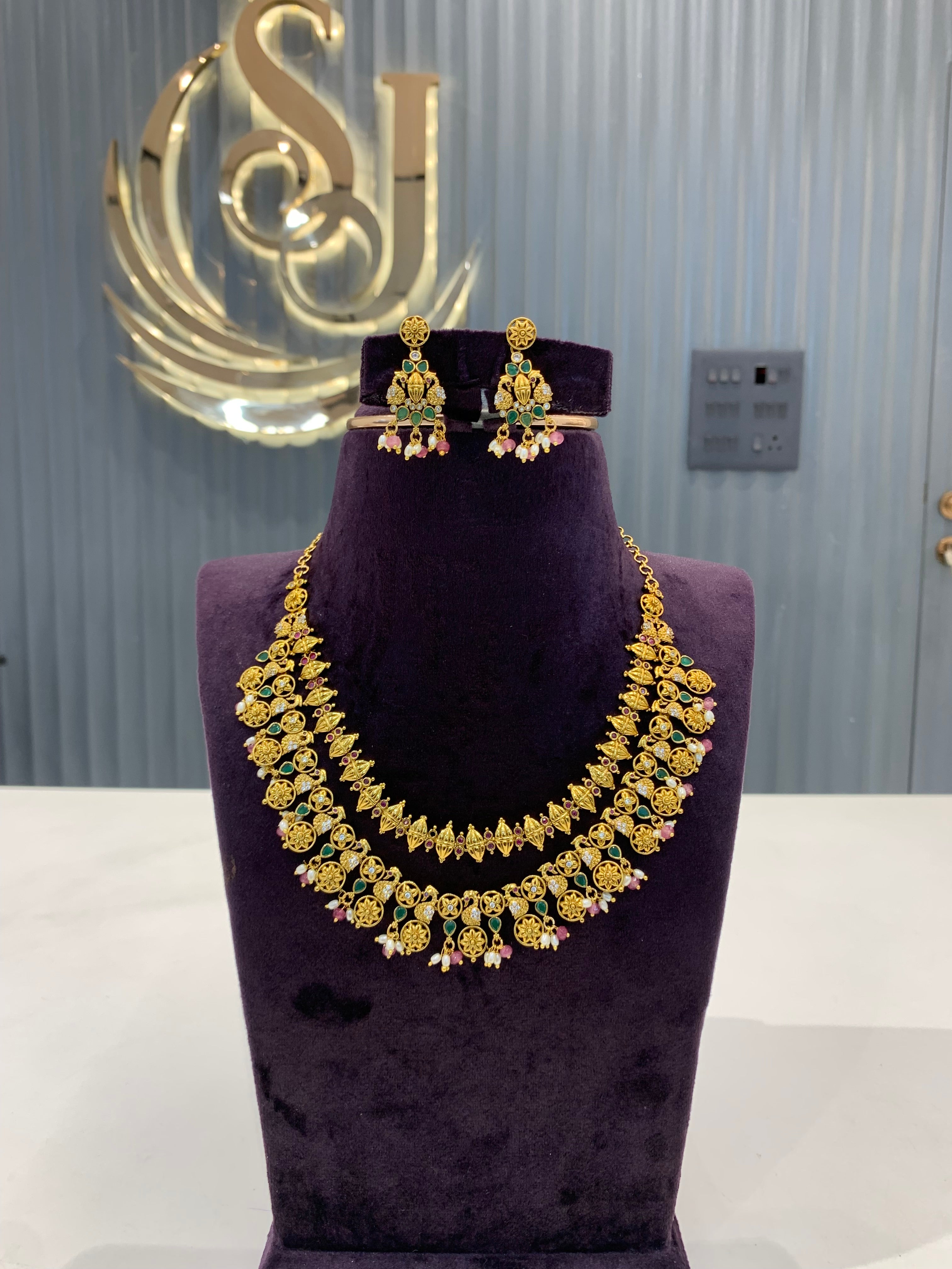 Beautiful double layer necklace