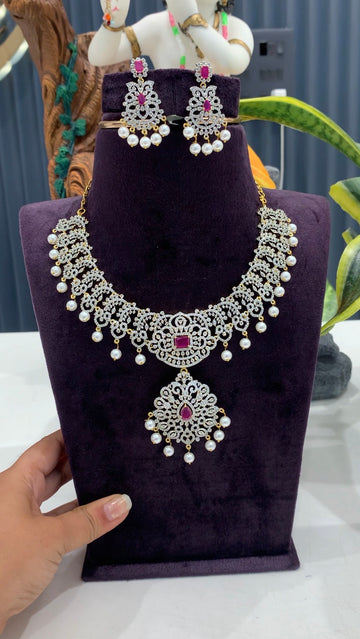 Beautiful GJ Necklace