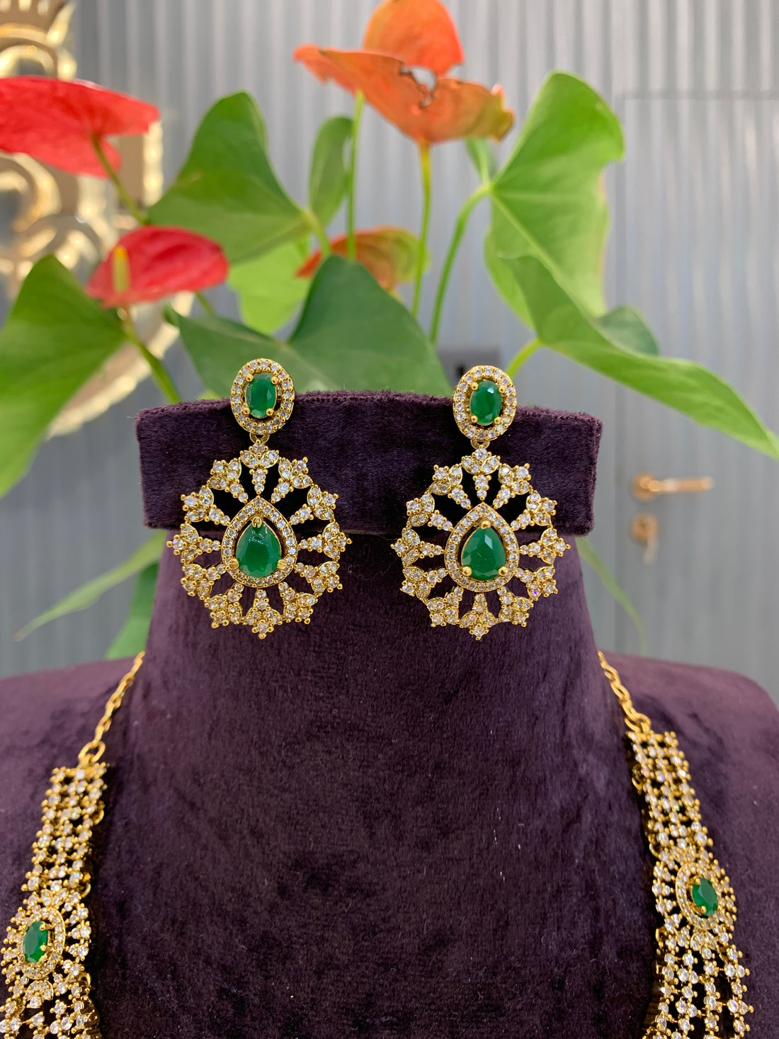 Beautiful mehandhi polish neckset