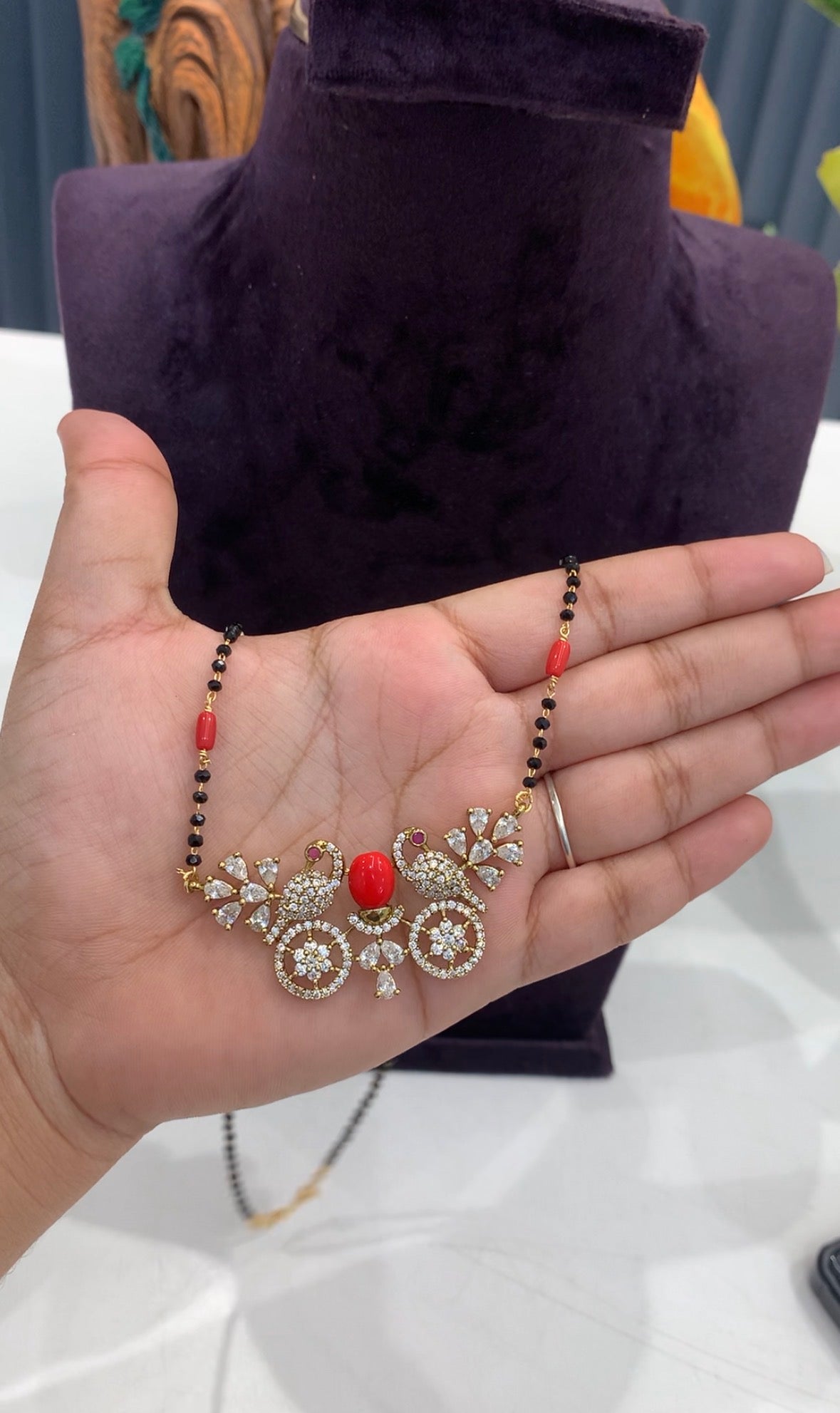Beautiful Locket with Stylish Blackbeads