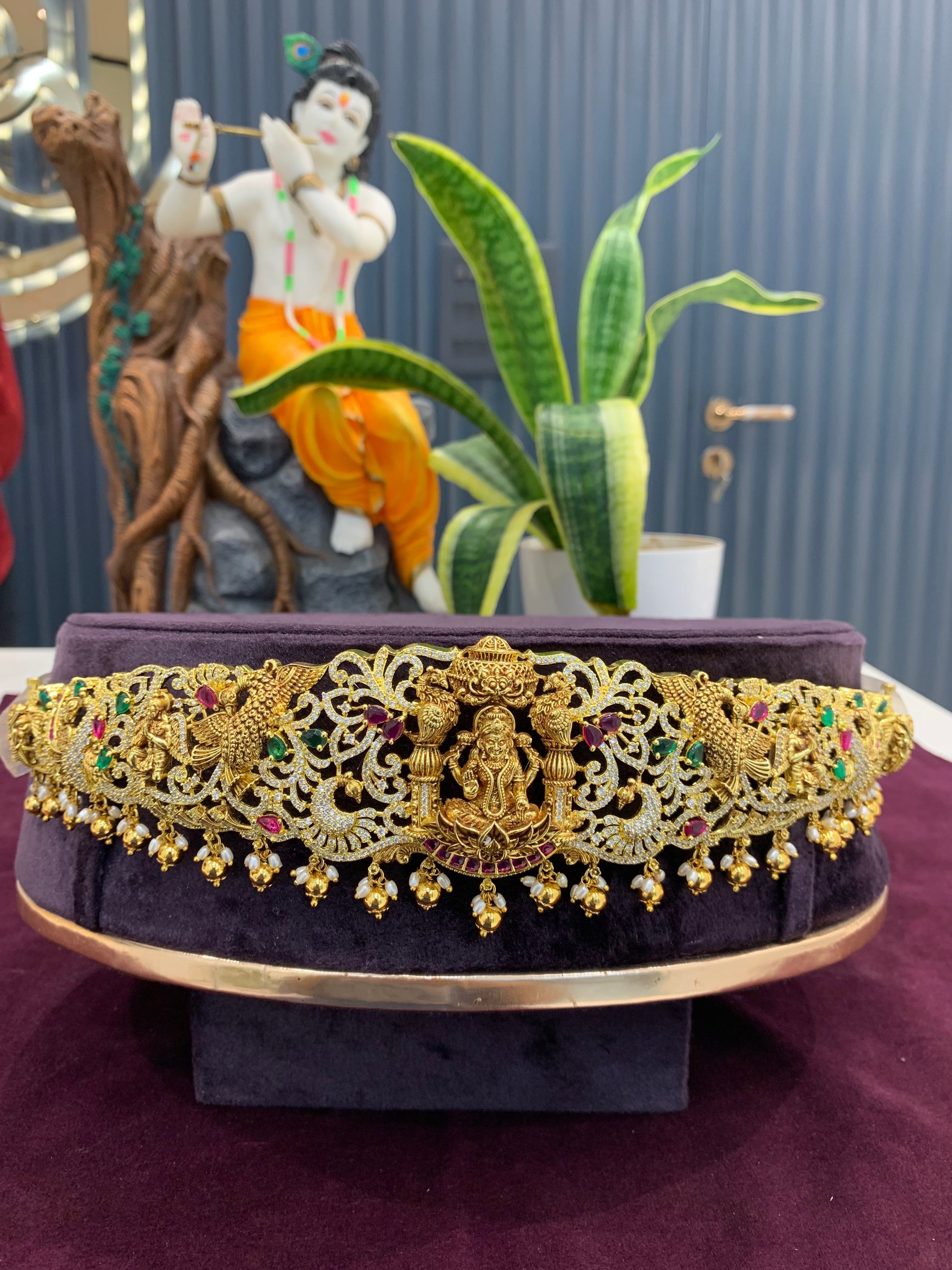 Beautiful nakshi vaddanam with goldbolls