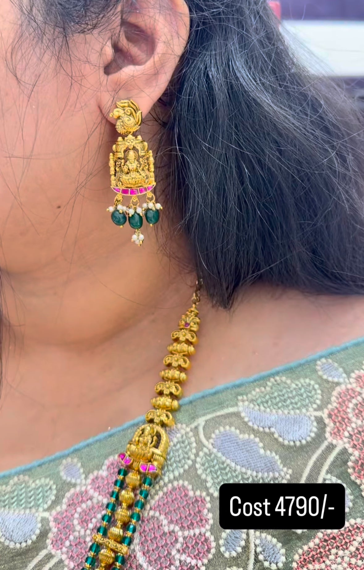 Beautiful premium temple style haram