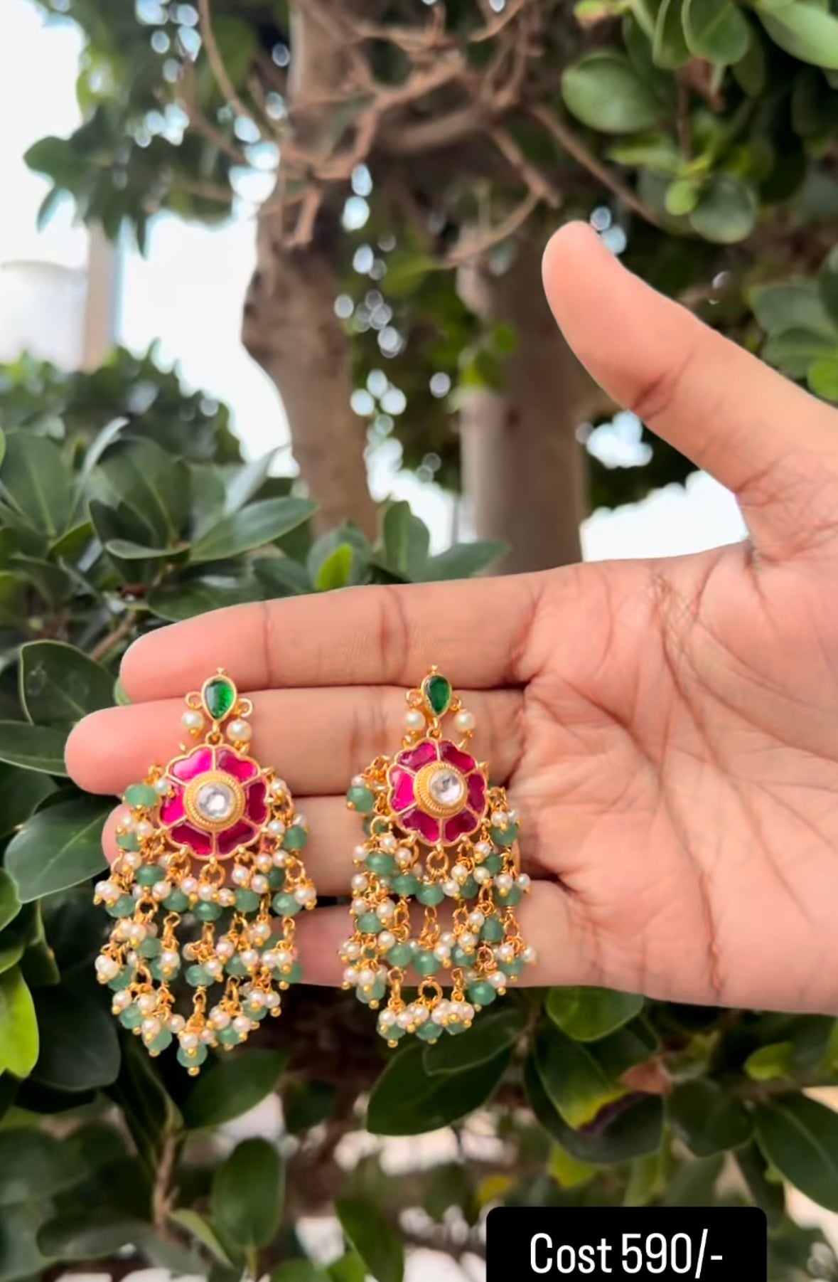 Beautiful jadav earrings