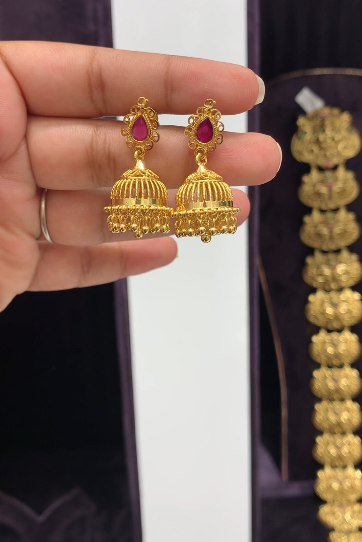 Beautiful gold replica jumkies