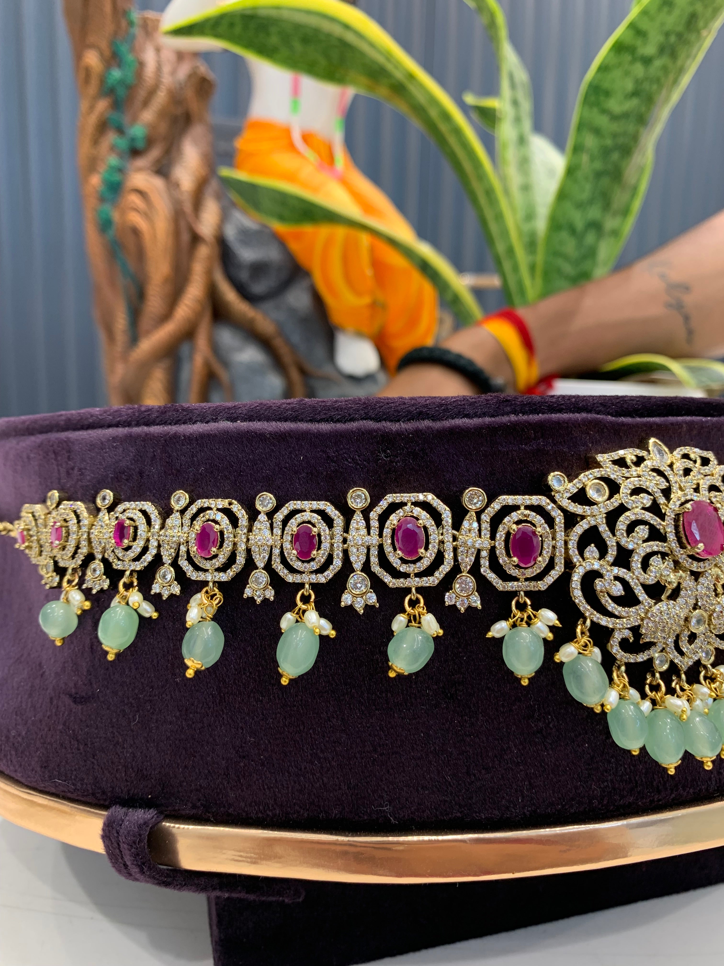 Beautiful mehandhi Victoria polish chain vaddanam