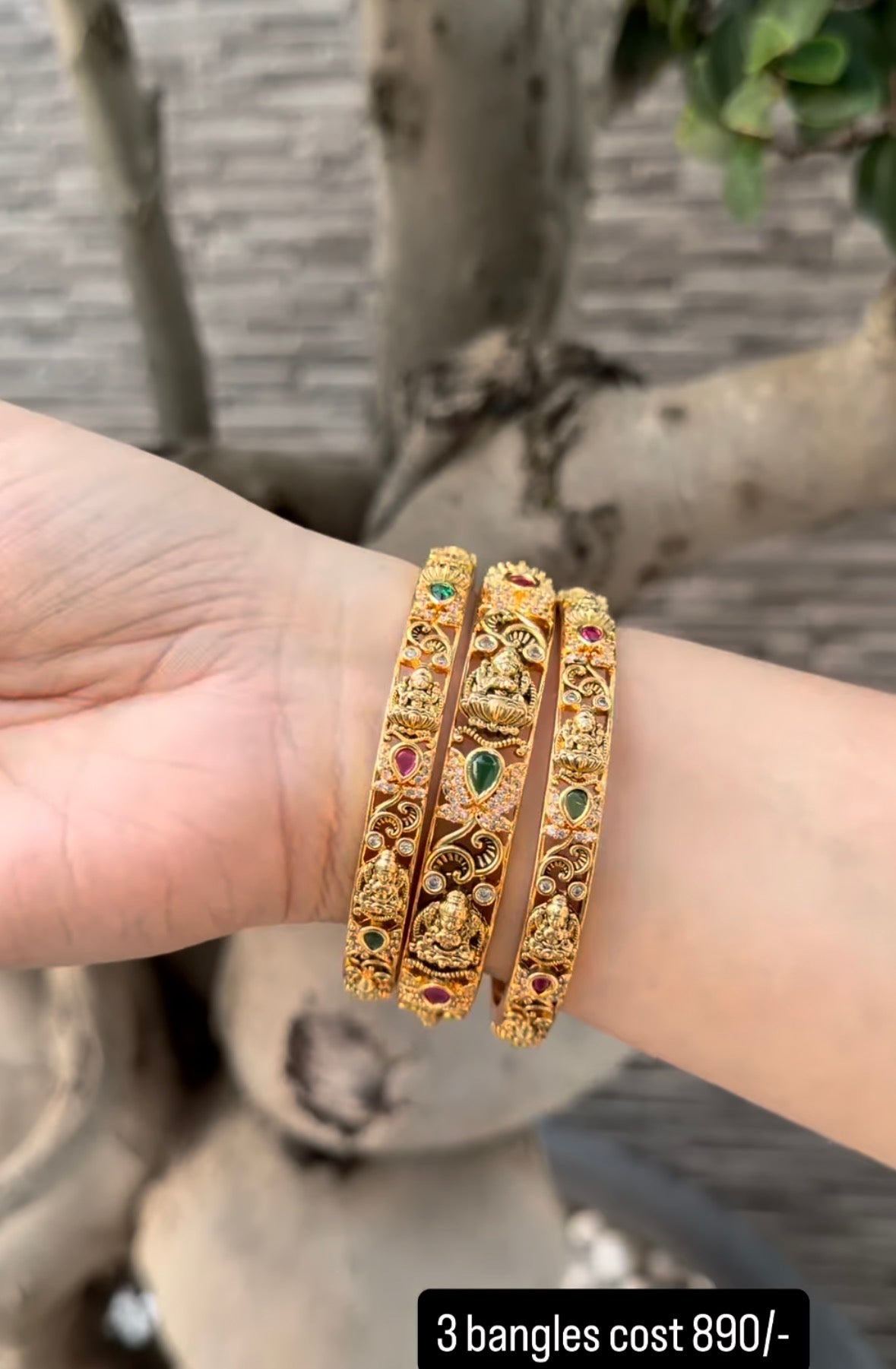 Beautiful set of 3 bangles