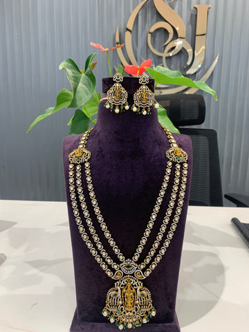 Beautiful traditional customised long haram mehandhi polish