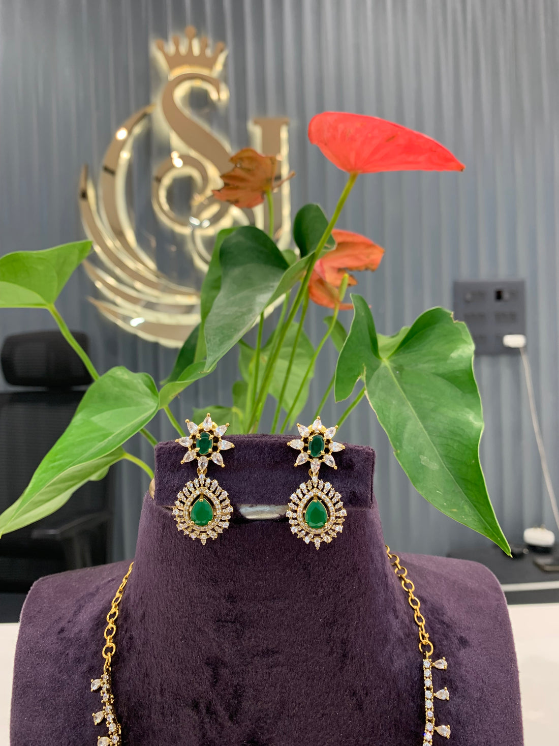 Beautiful simple necklace