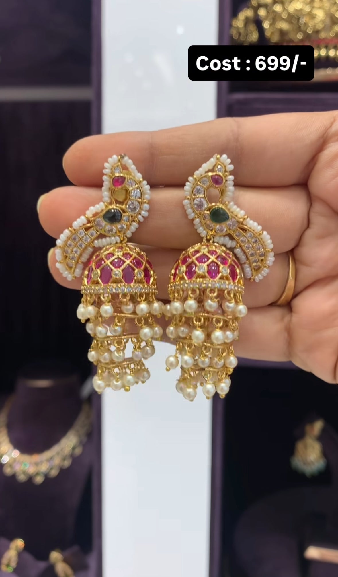Beautiful jumkies