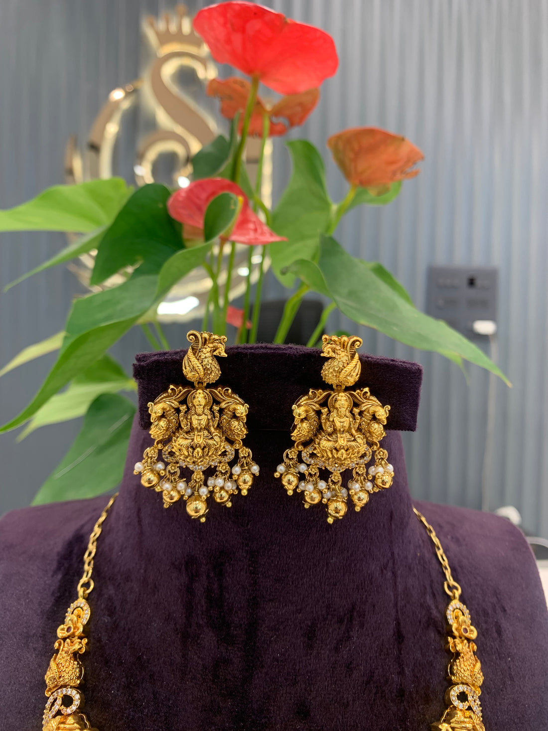 Beautiful neckset