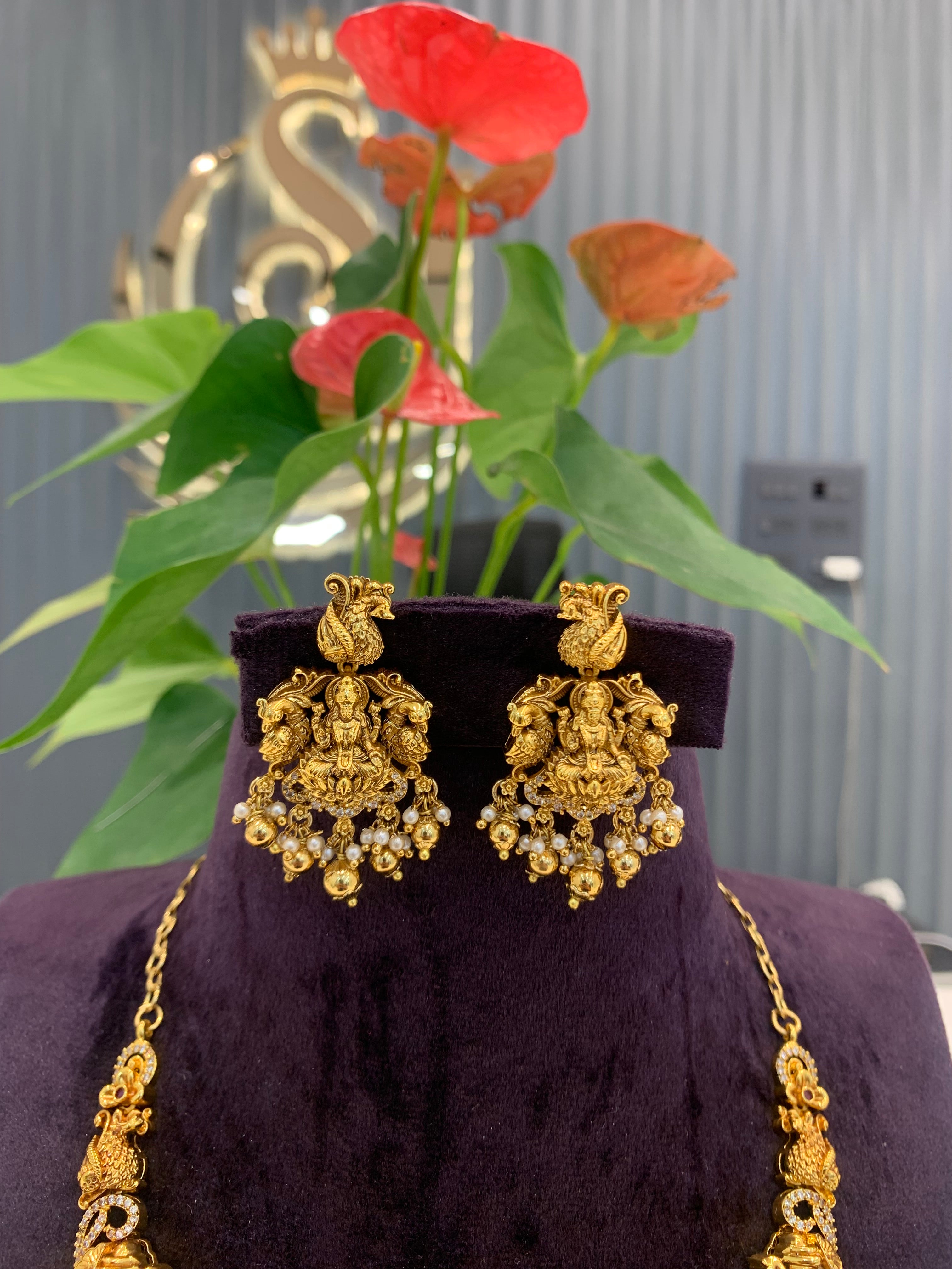 Beautiful neckset