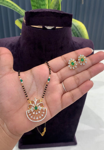Beautiful Pendent set with blackbeads (18 inches)