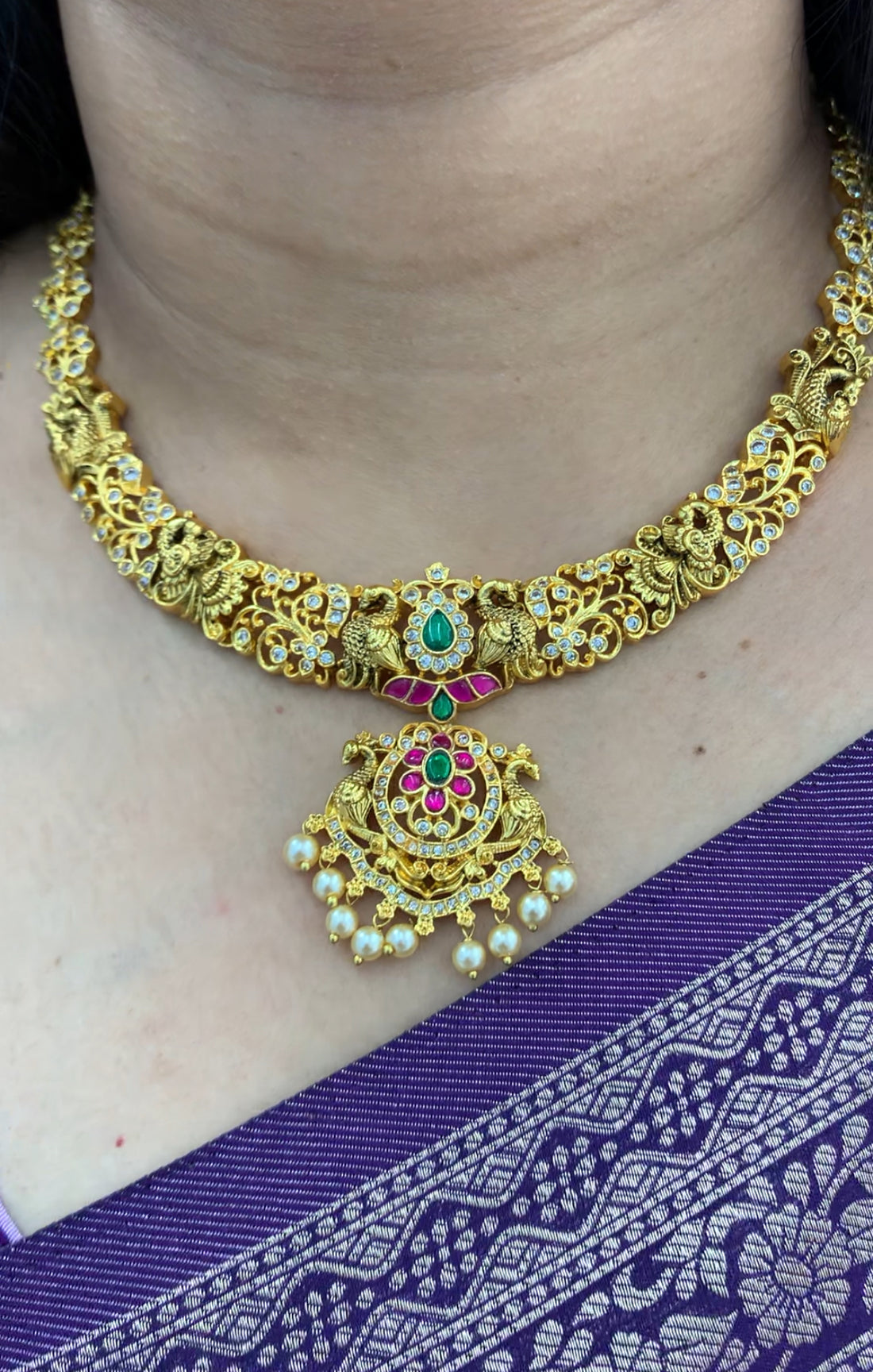 Beautiful jadav stone simple necklace