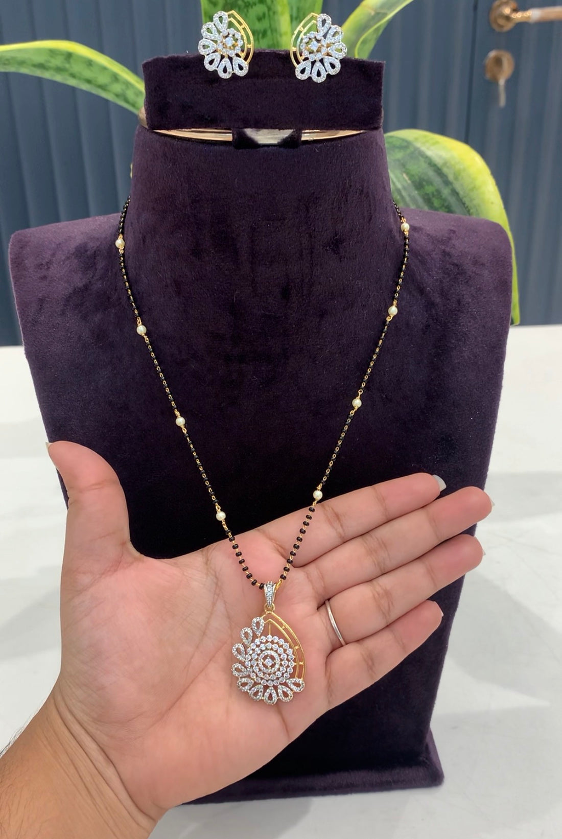 Beautiful Pendent set with Blackbeads (18inches)