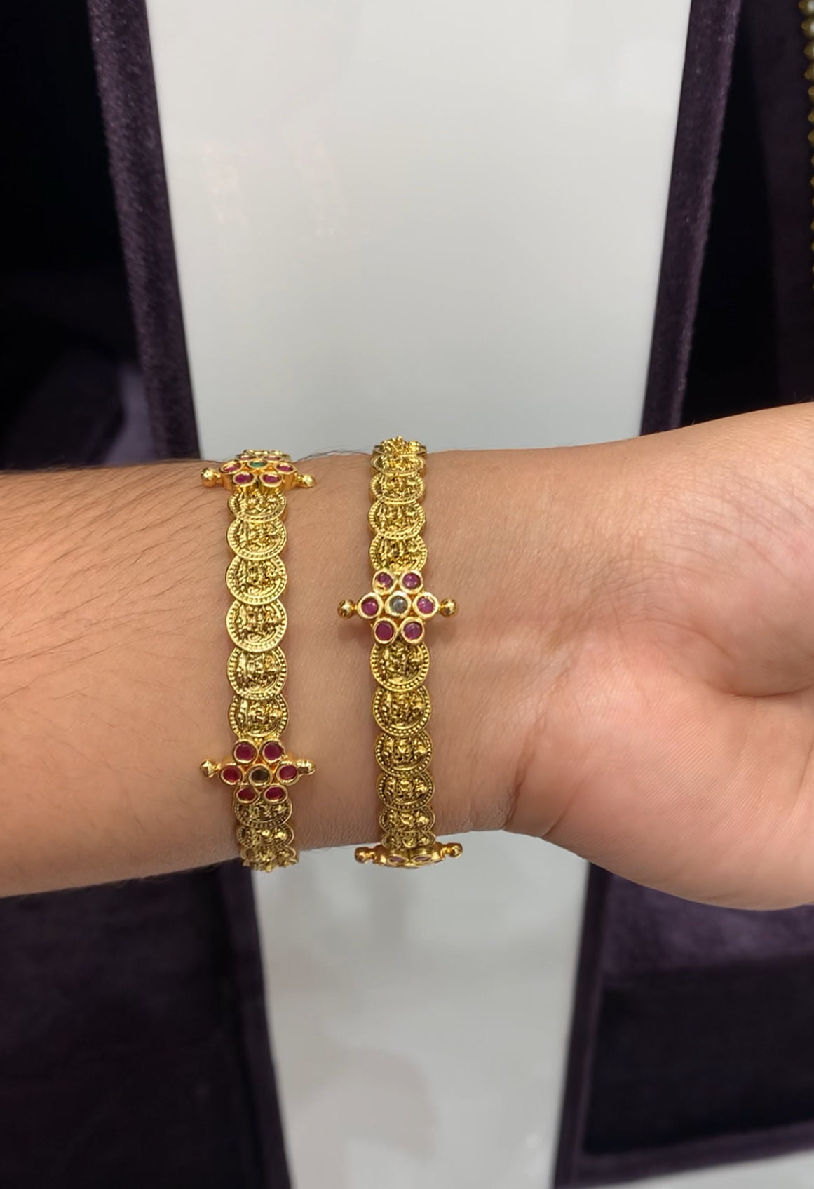 Beautiful kasula model nakshi bangles set of 2