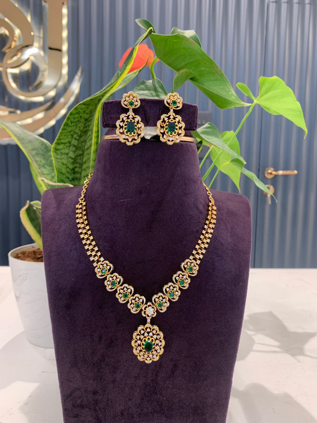 Beautiful party wear green stone necklace