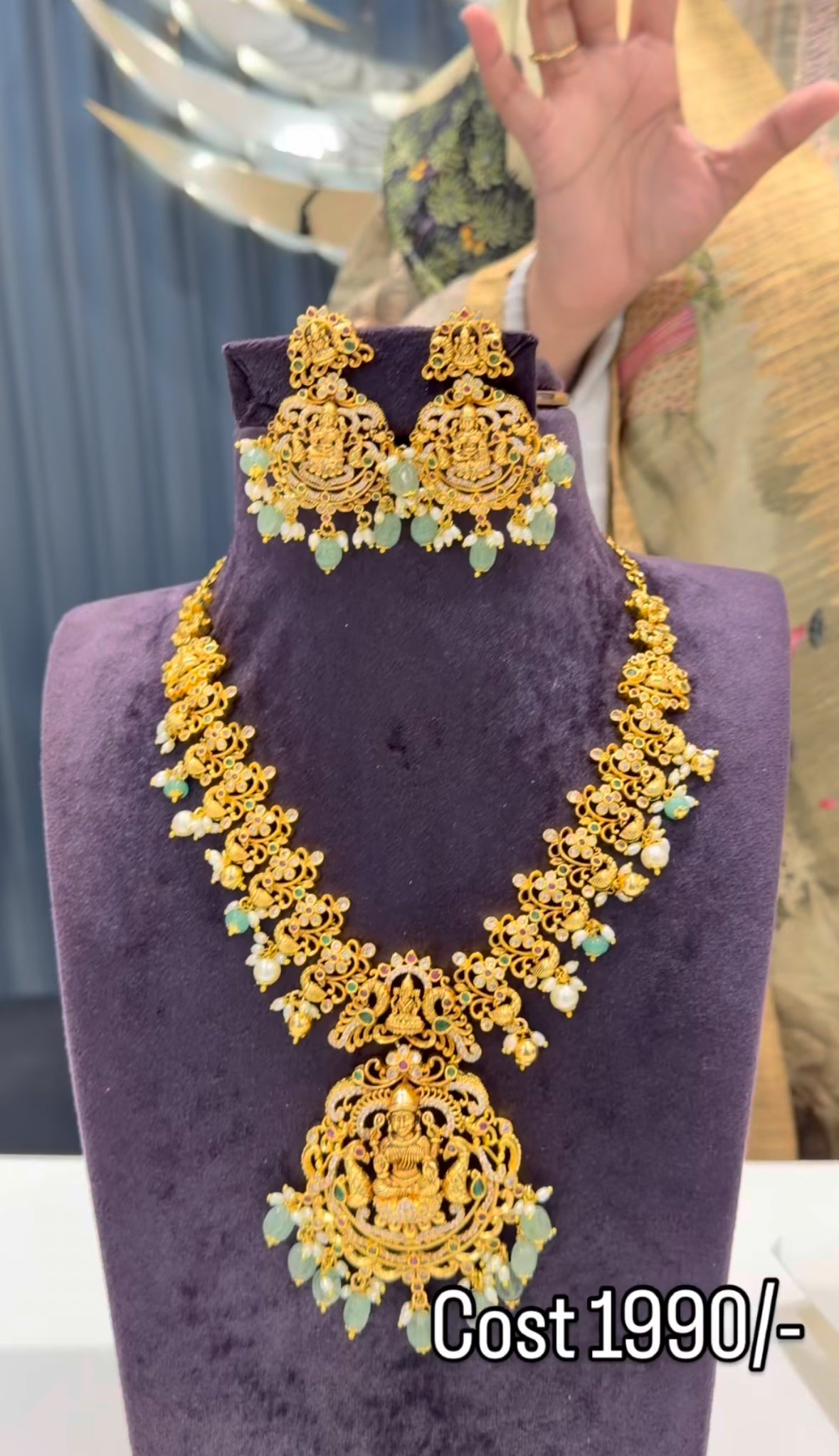 Beautiful nakshi necklace