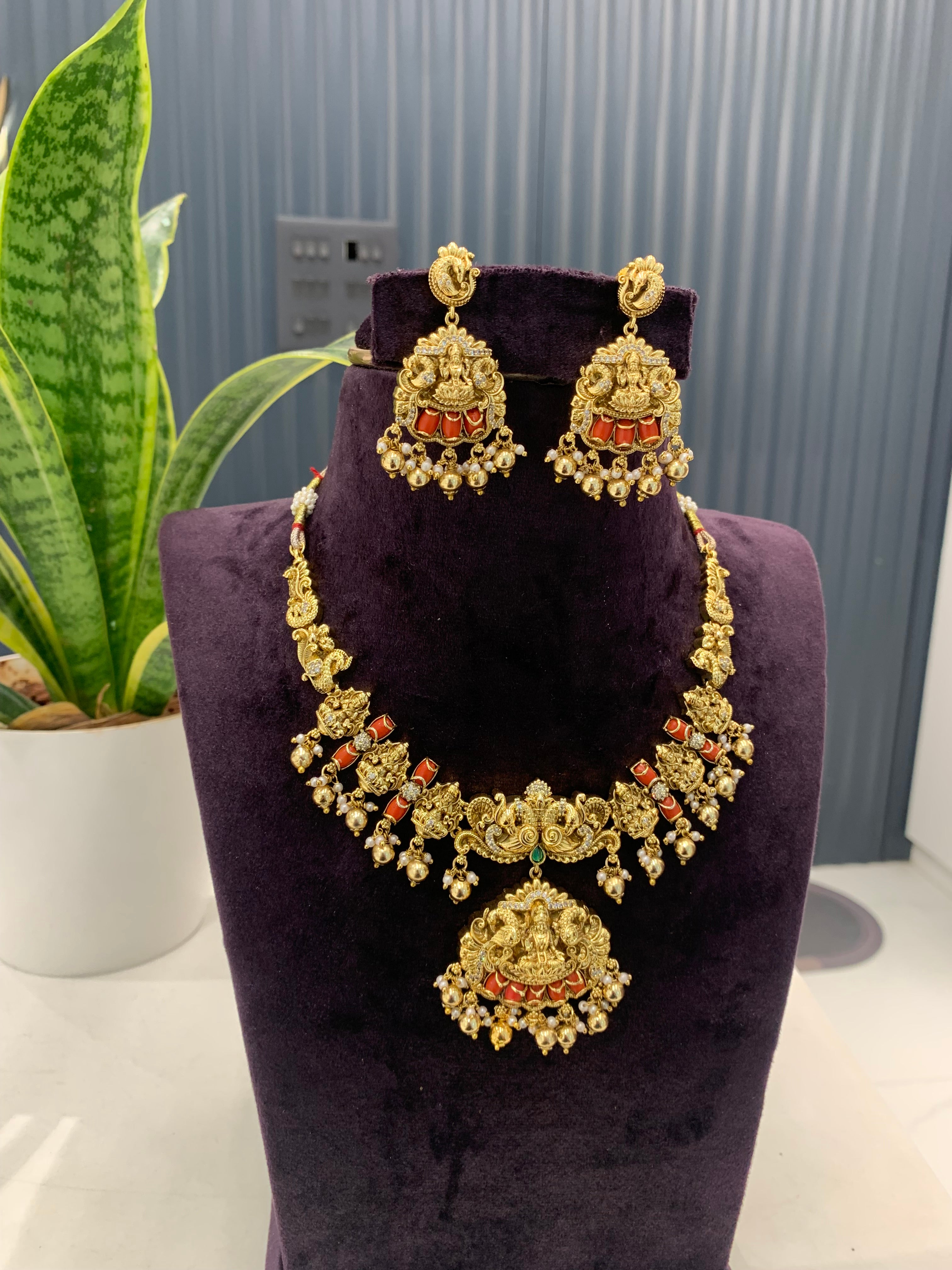 Beautiful Coral Nakshi 3D Necklace